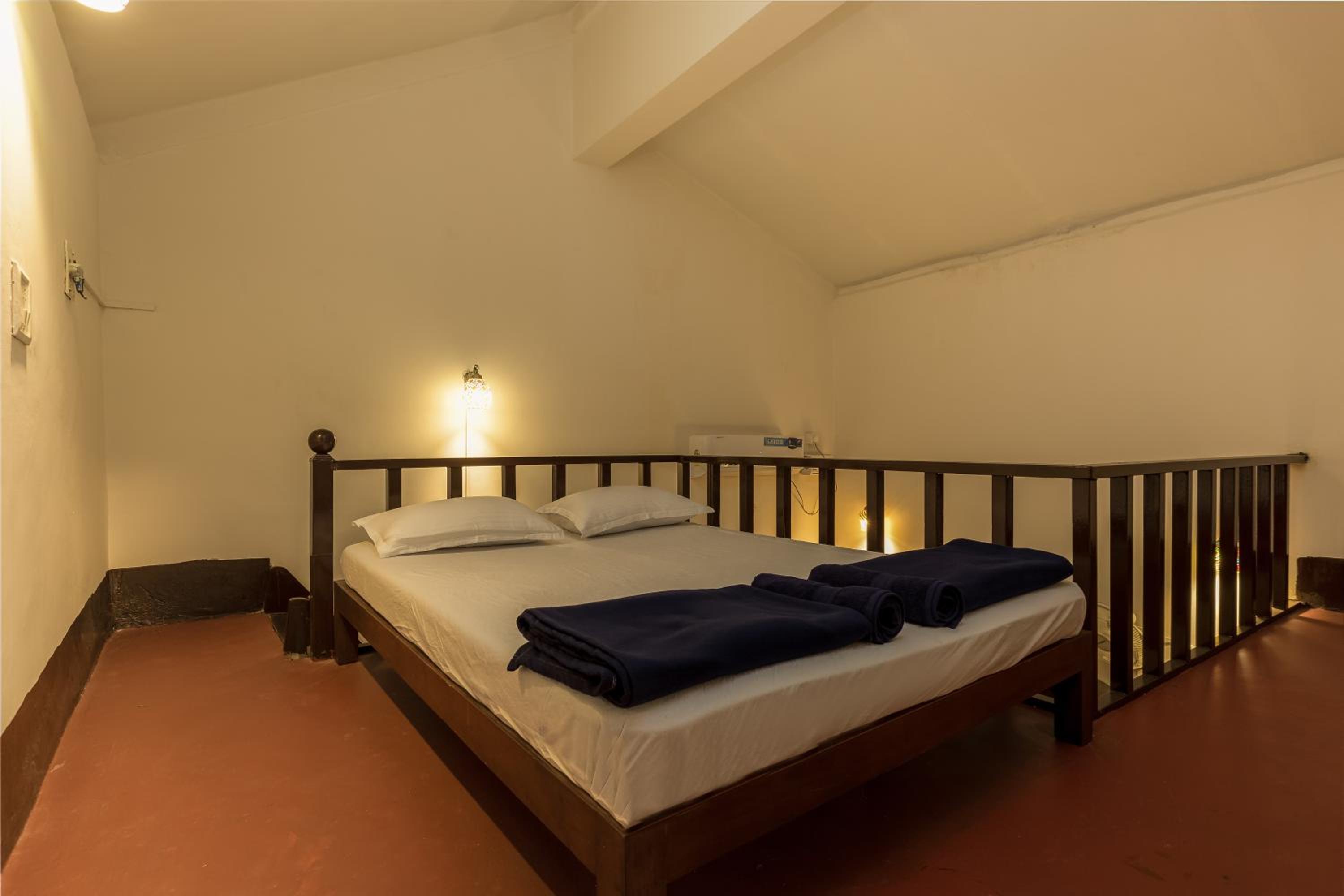 Queen Room With Two Queen Beds photo 1