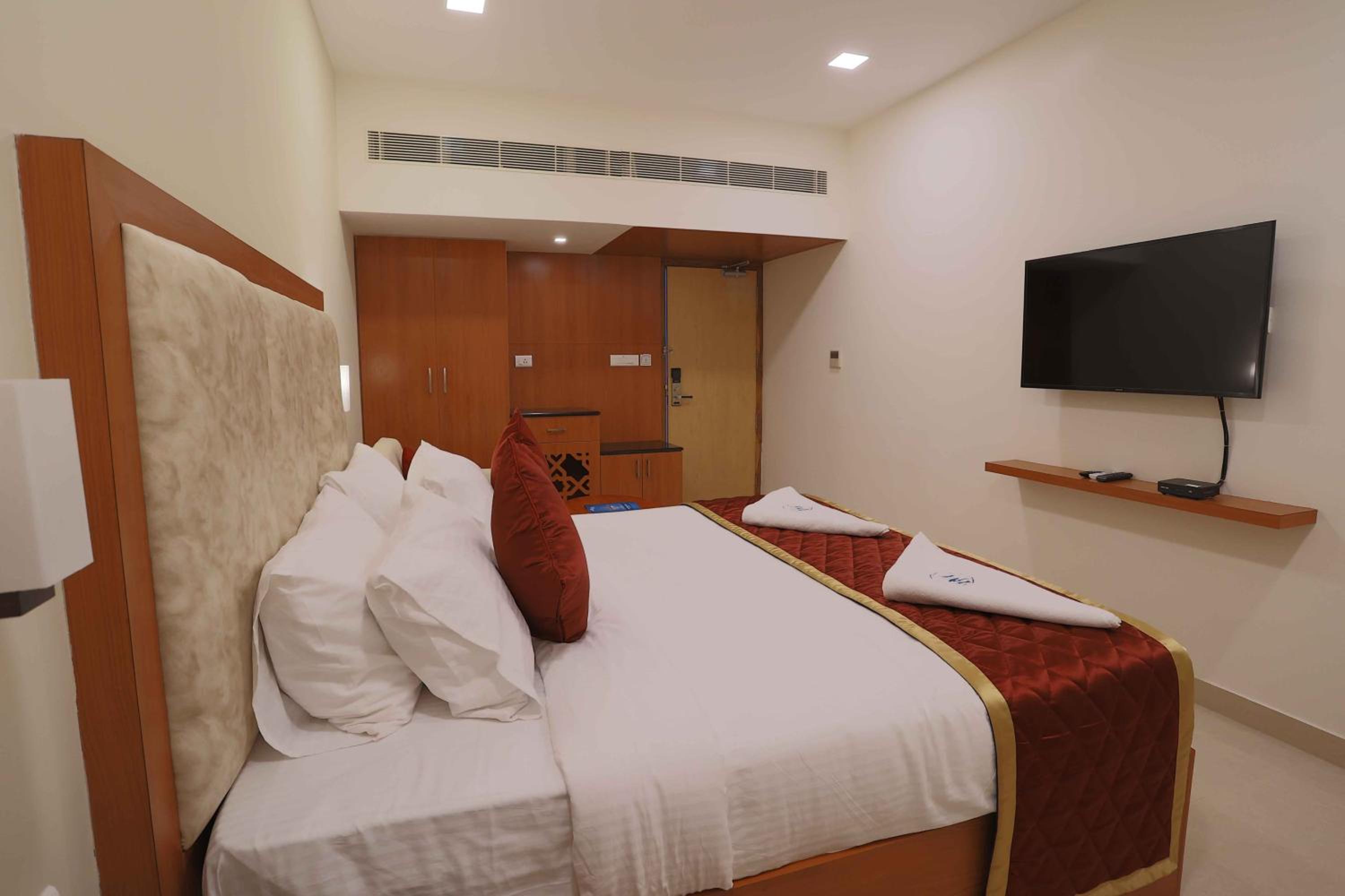 Standard Double Room - Photo 6