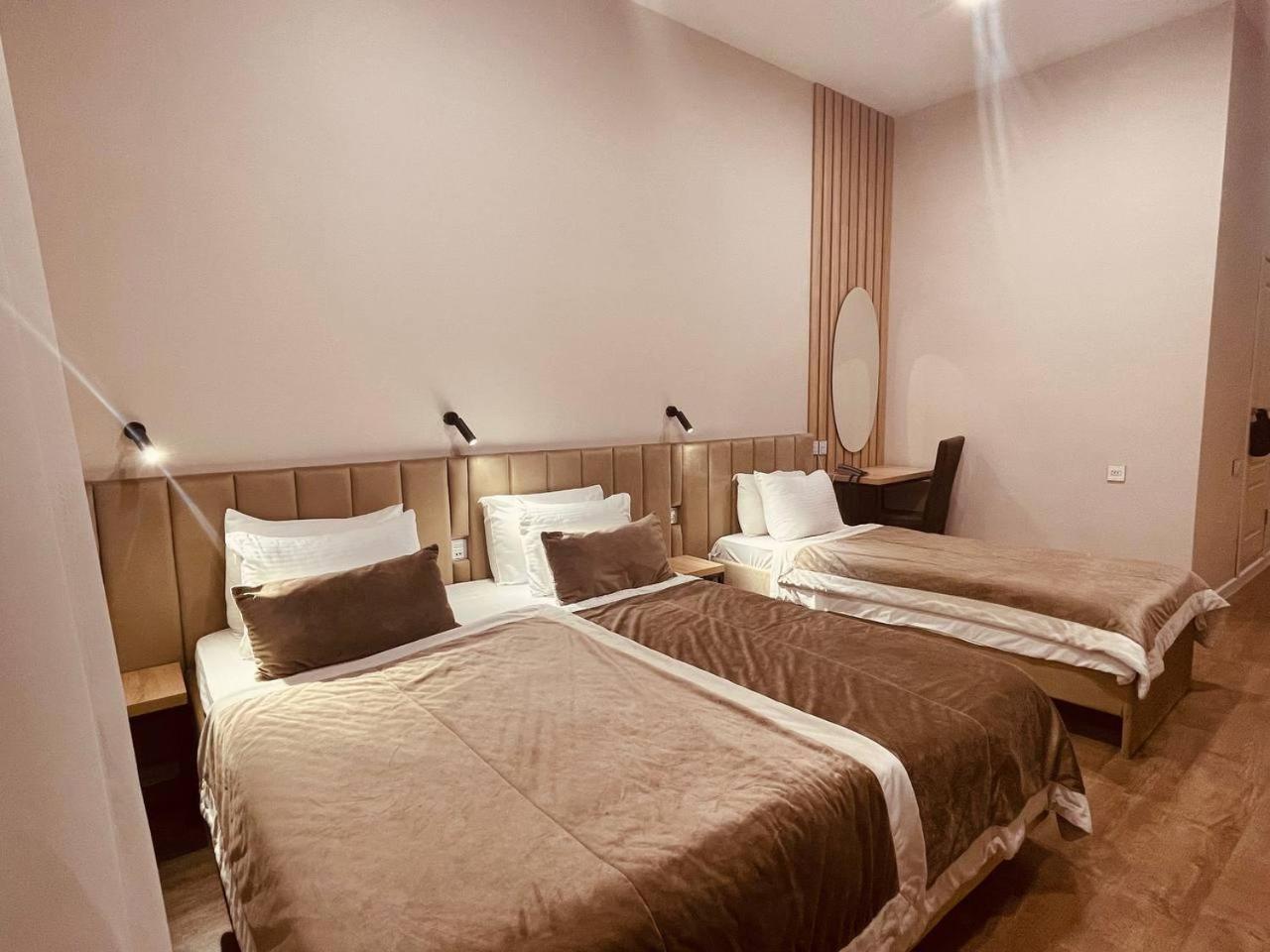 Standard Triple Room photo 3