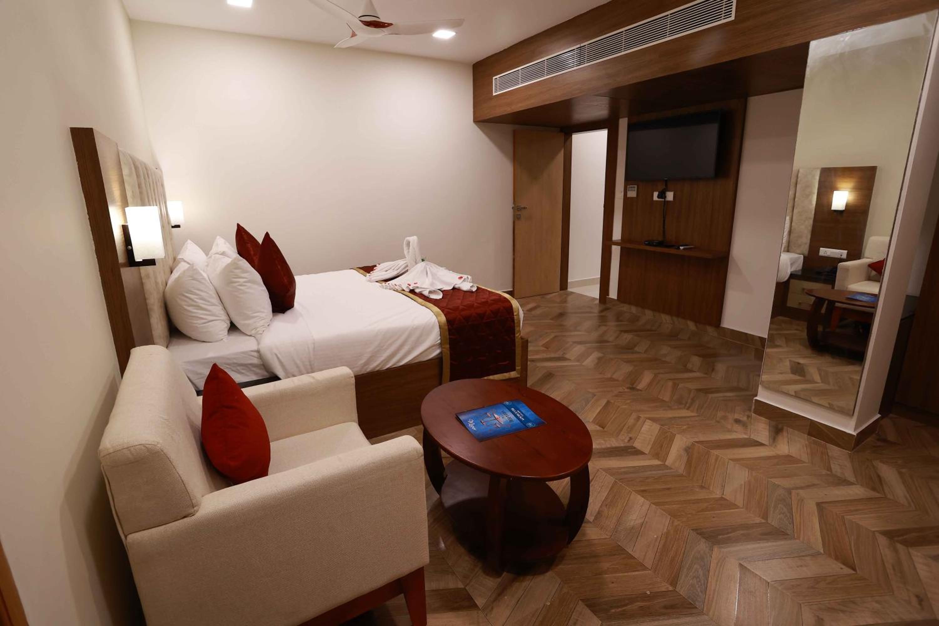 King Suite - Photo 10