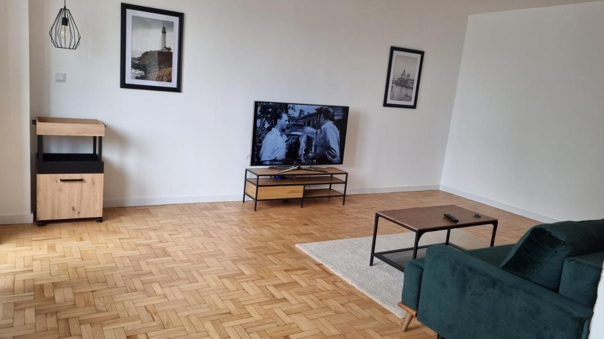 One-Bedroom Apartment - Photo 10