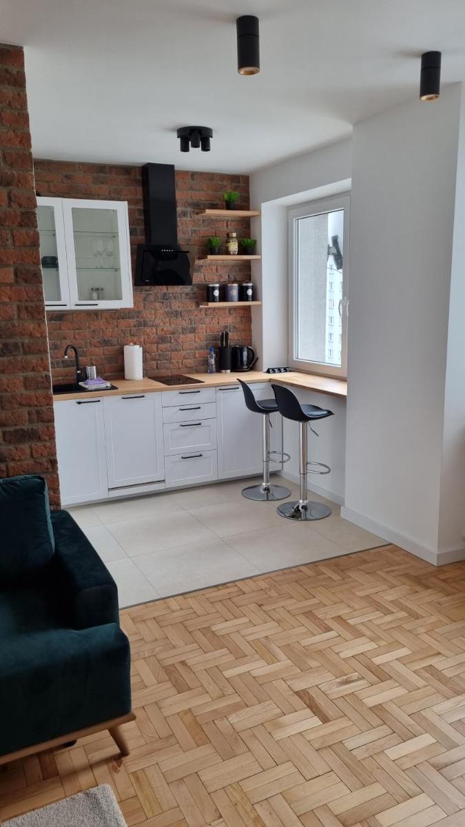 One-Bedroom Apartment - Photo 12