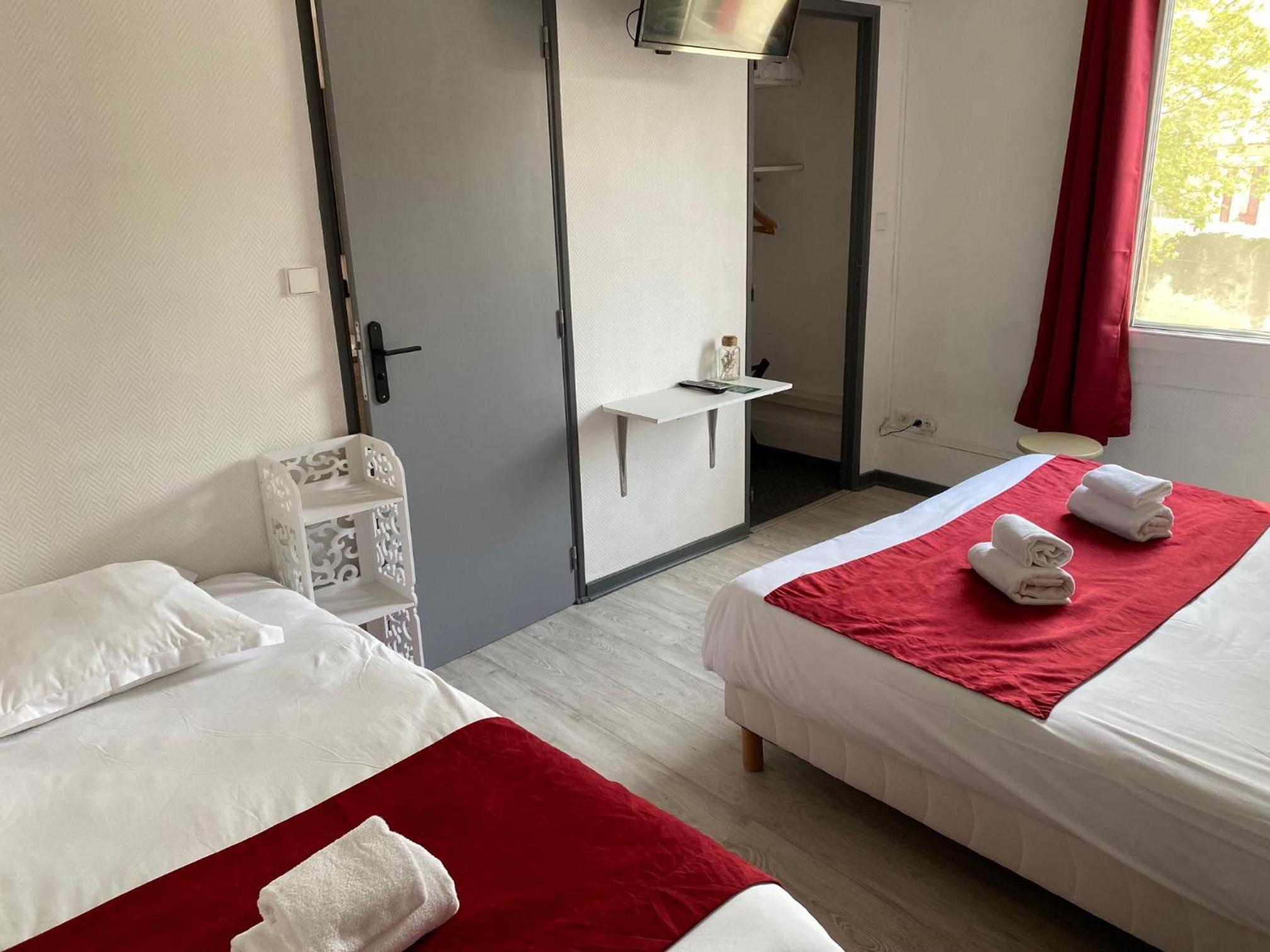 Triple Room - Photo 1