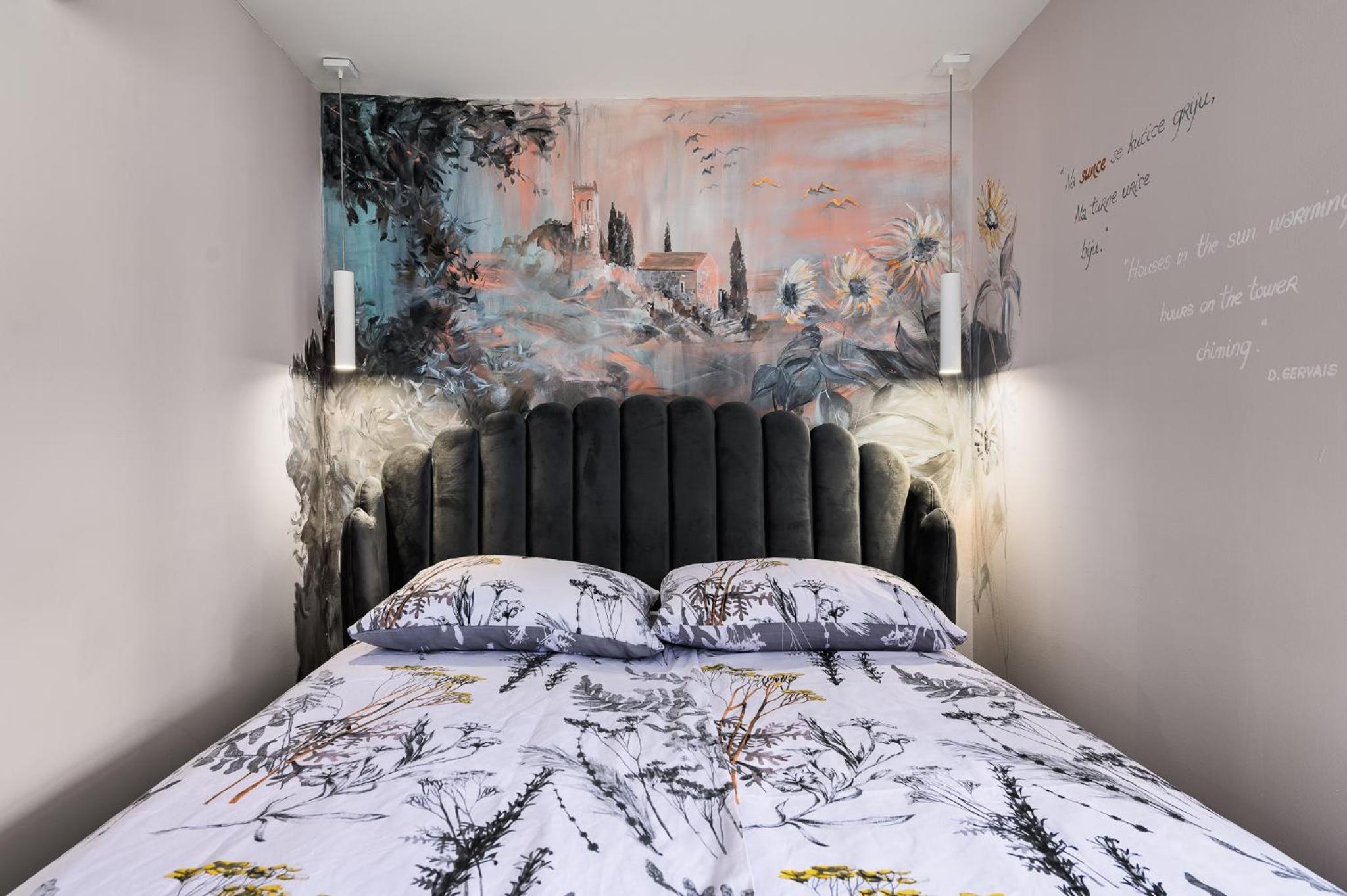 Double Room - Photo 6