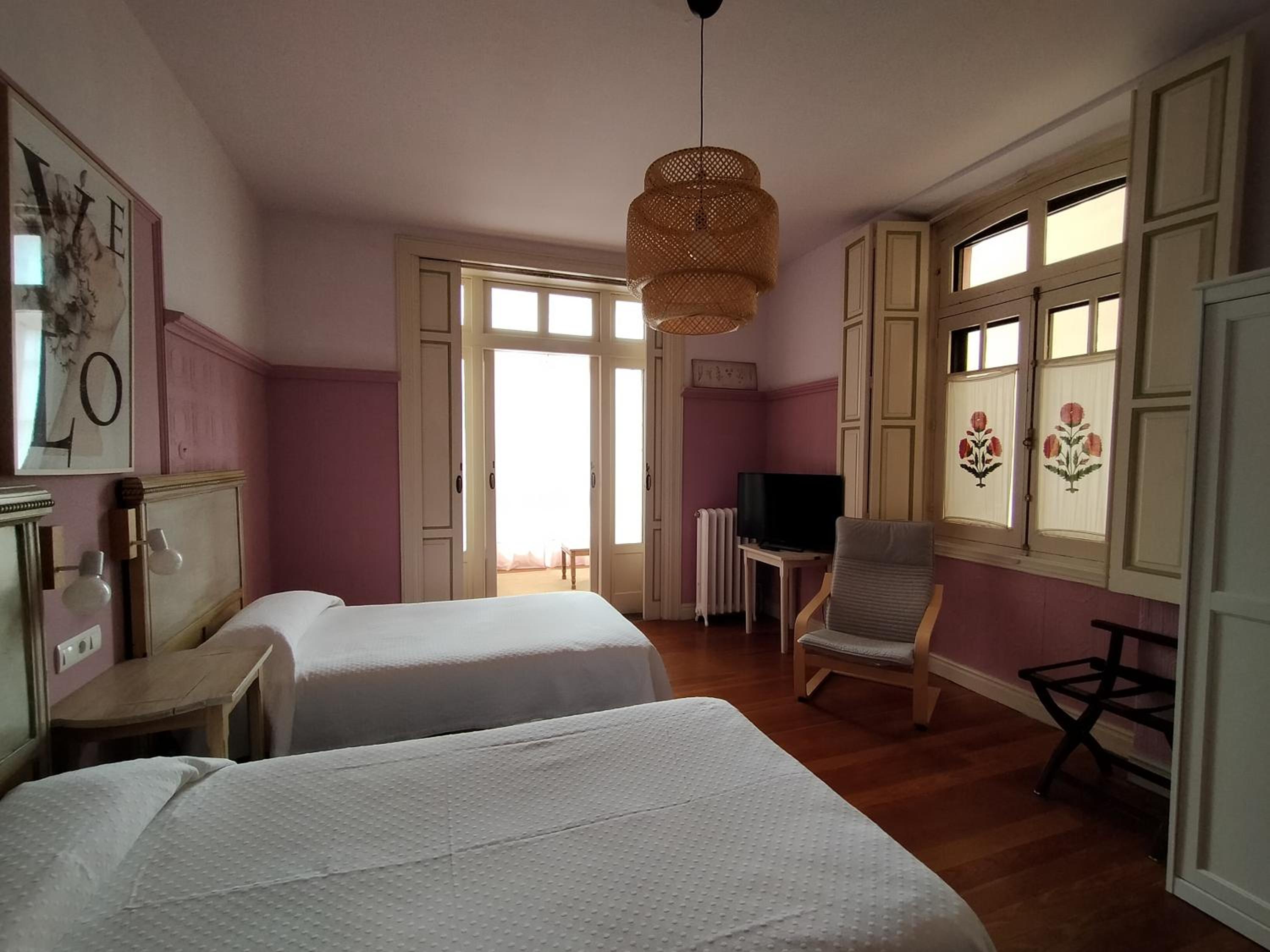 Superior Double Room - Photo 4
