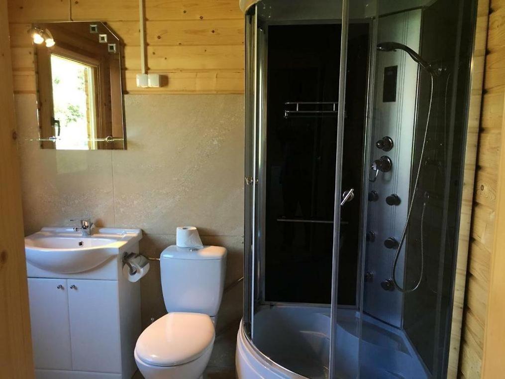 One-Bedroom Chalet - Photo 8