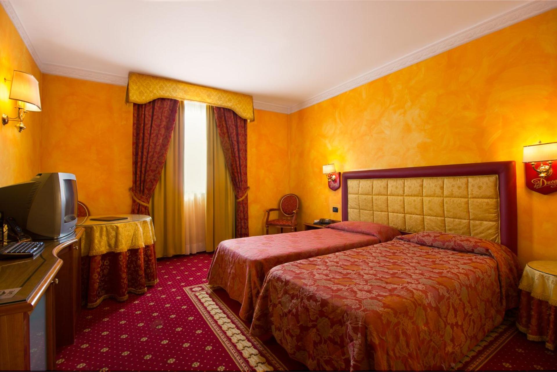 Twin Room photo 2
