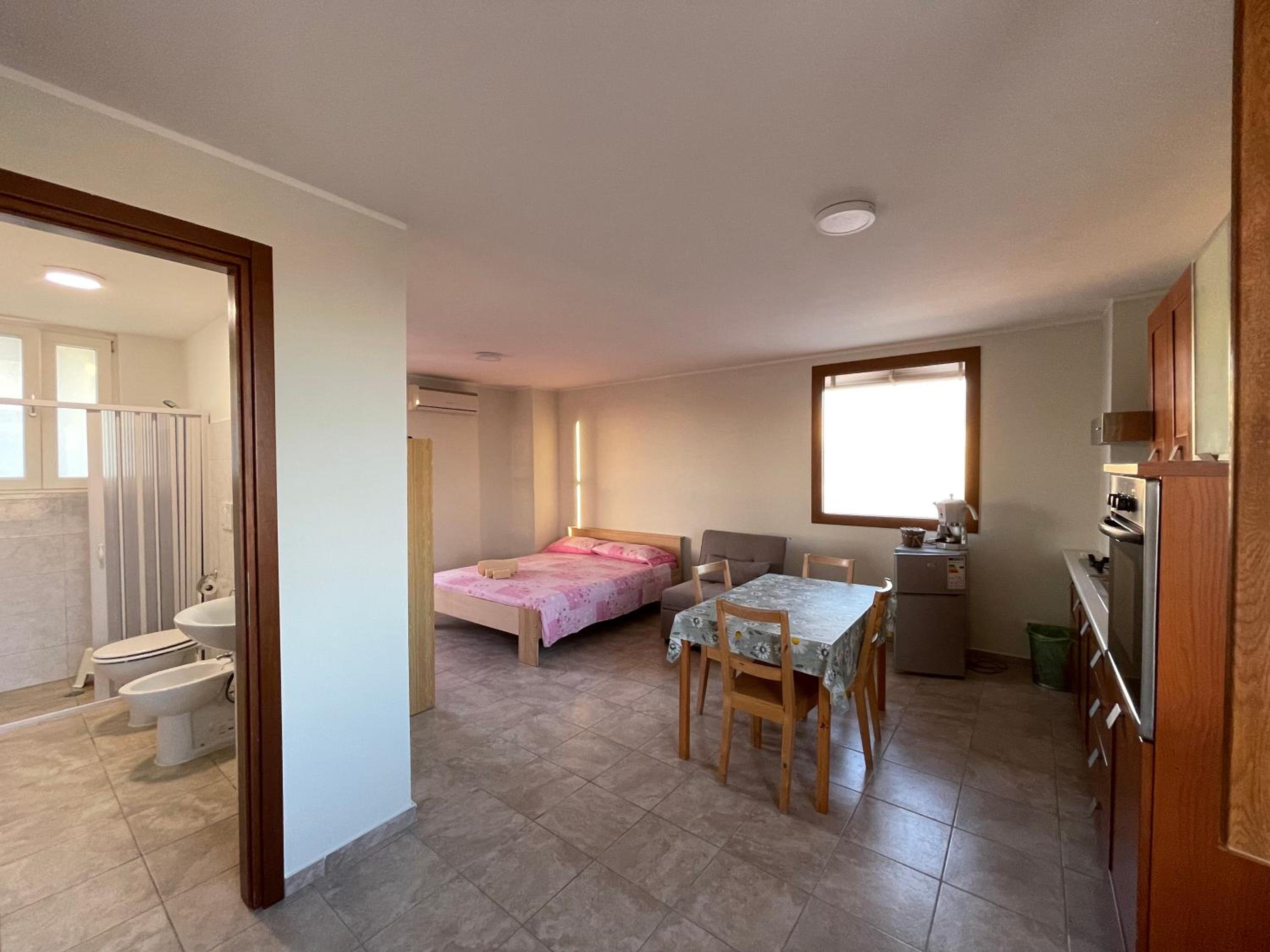 One-Bedroom Apartment