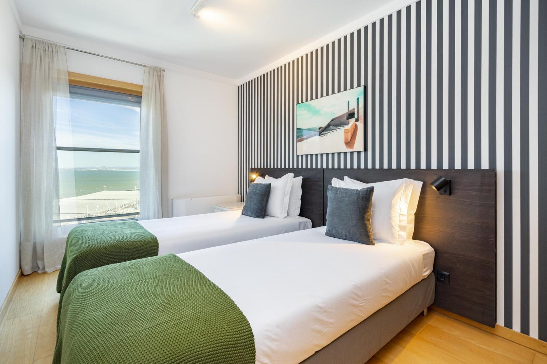 Two-Bedroom Apartment - Photo 18