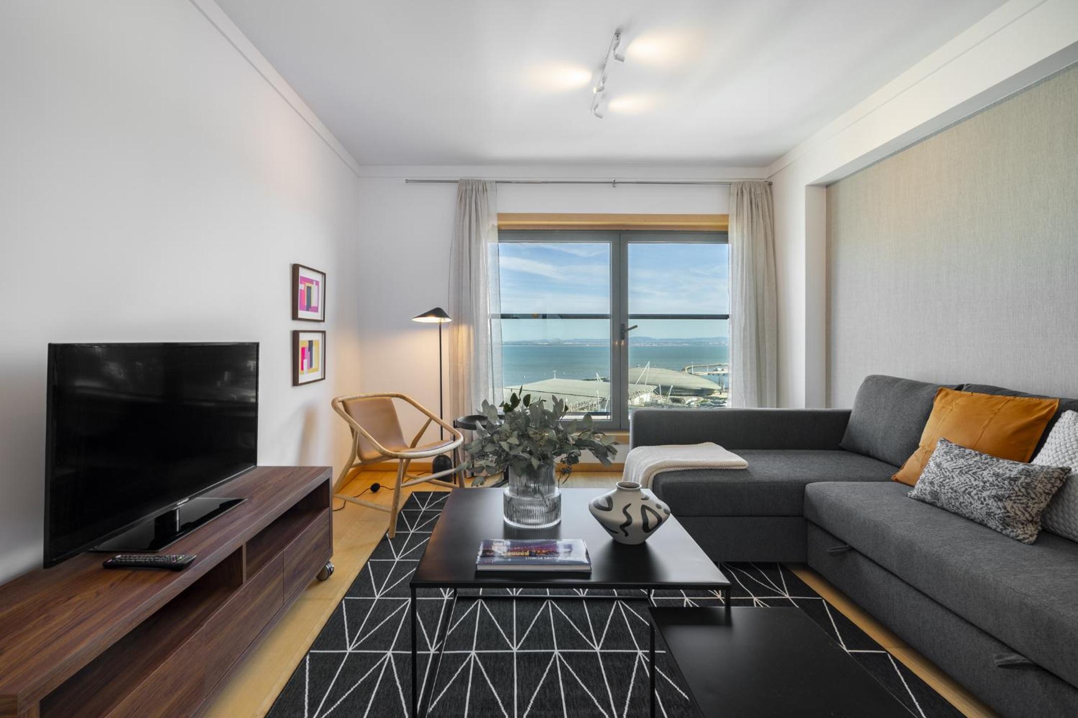Two-Bedroom Apartment - Photo 26