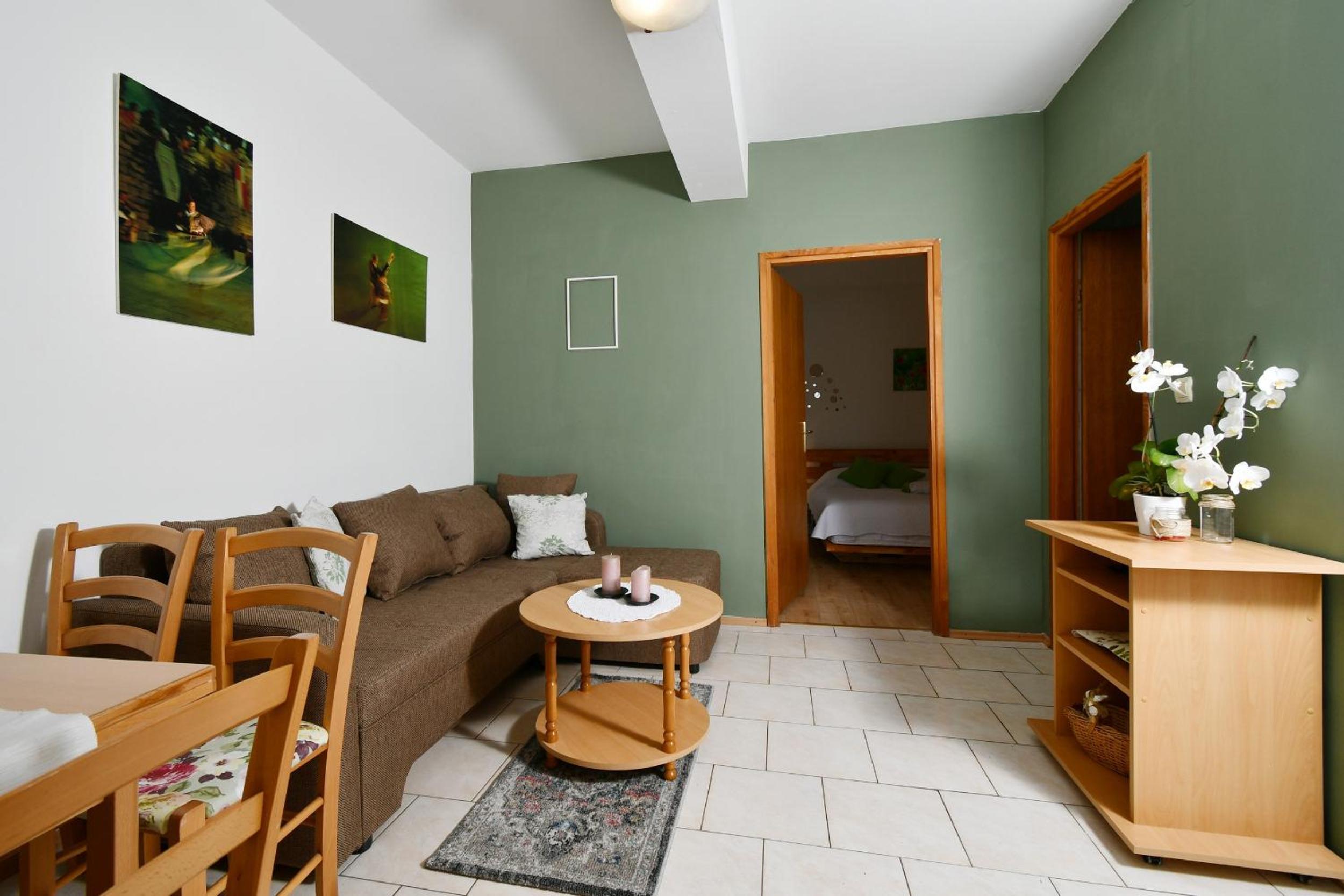 Apartment - Ground Floor photo 3