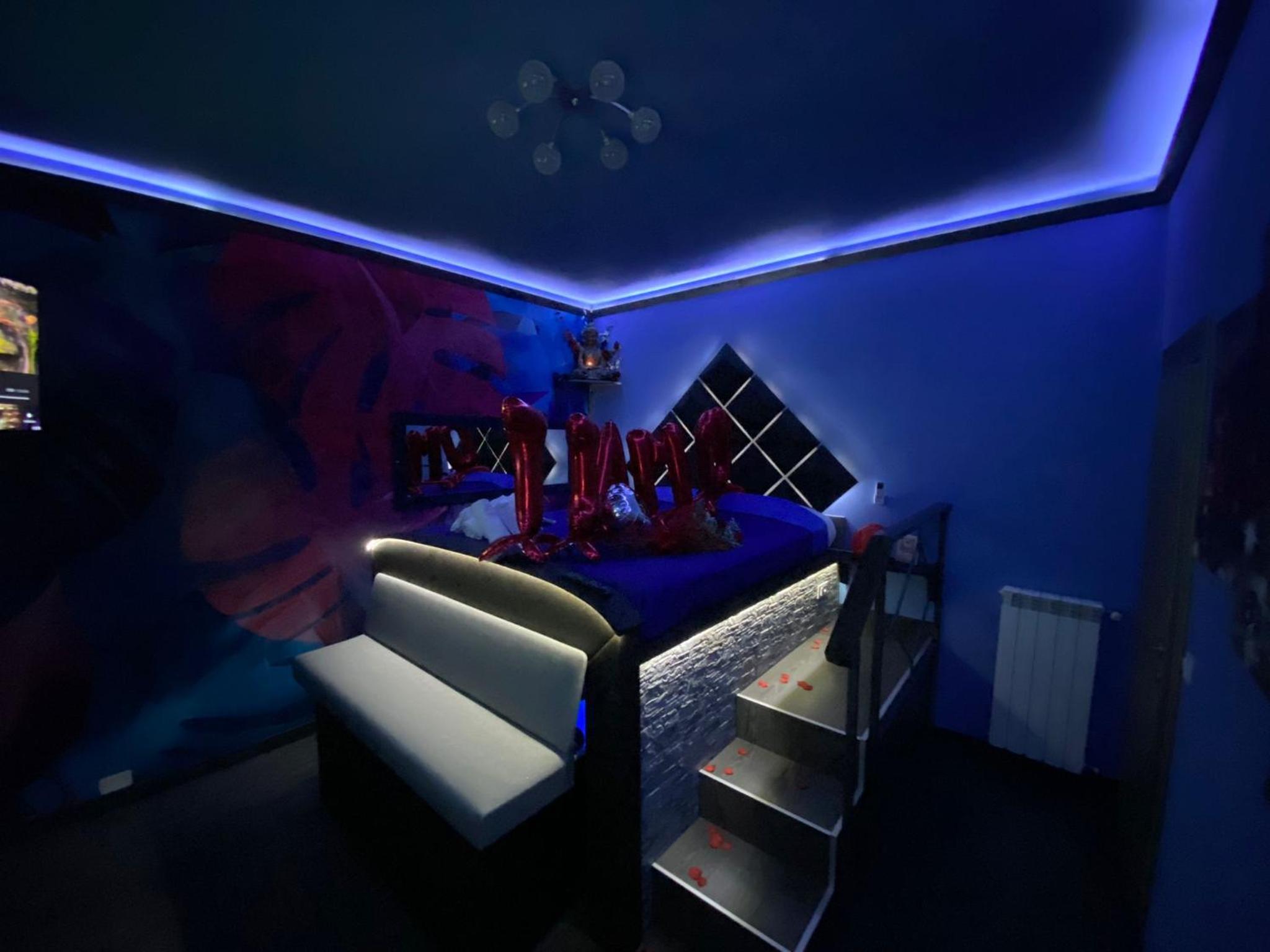 Deluxe Suite With Spa Bath