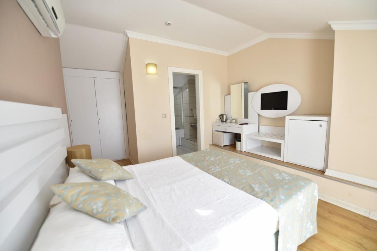 Economy Double Room photo 1