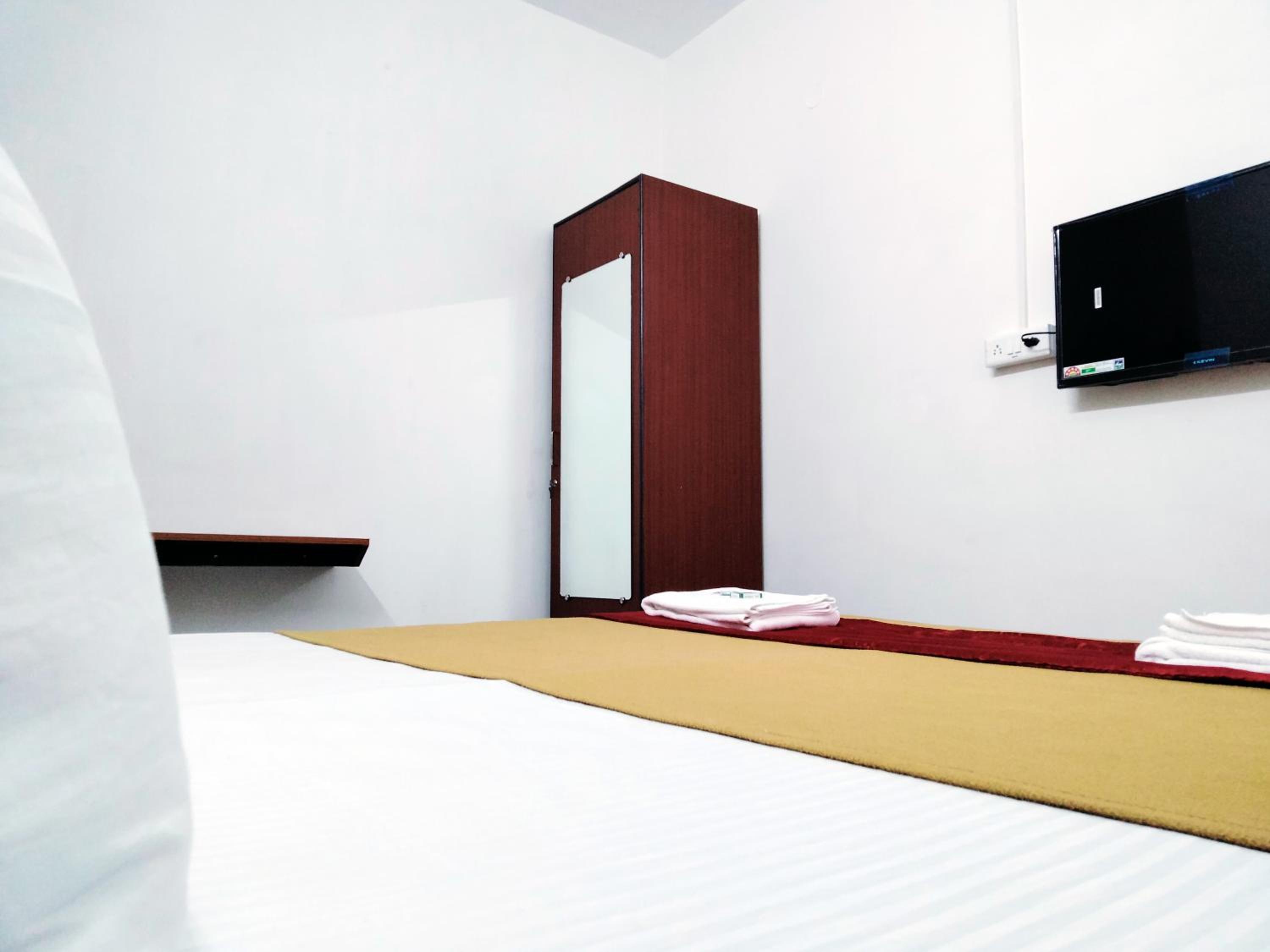 Deluxe Double Room - Photo 7