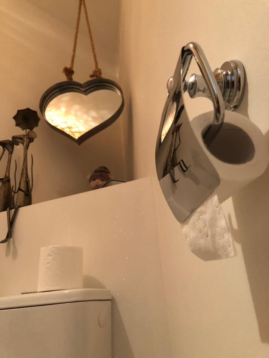 Deluxe Double Room with Shower - Photo 18