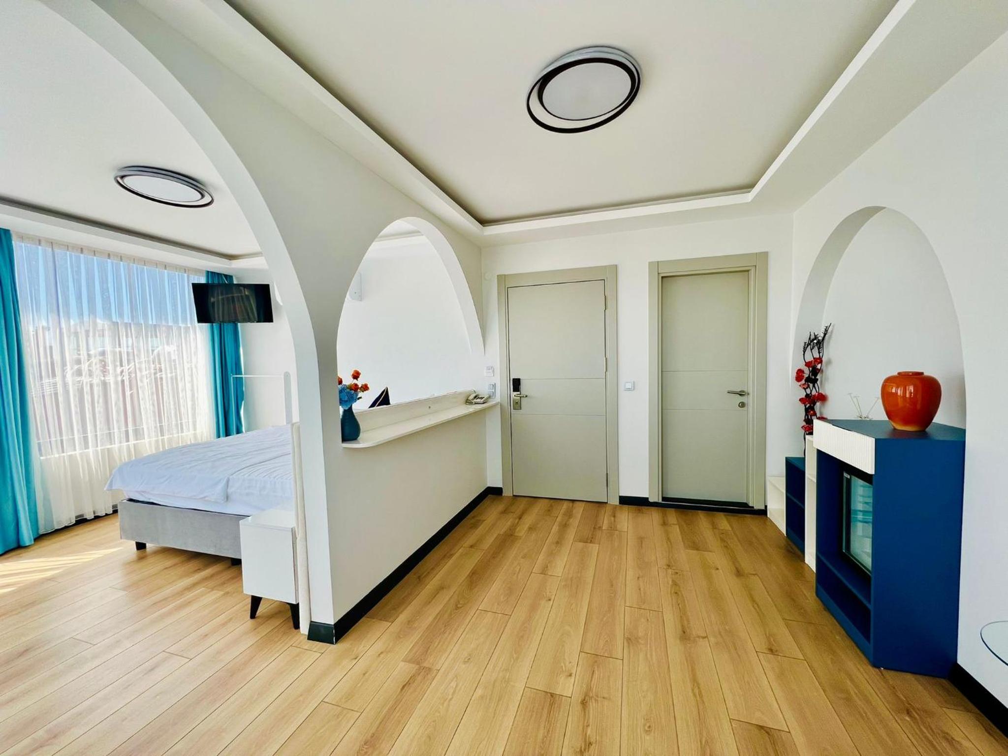 Queen Suite photo 3