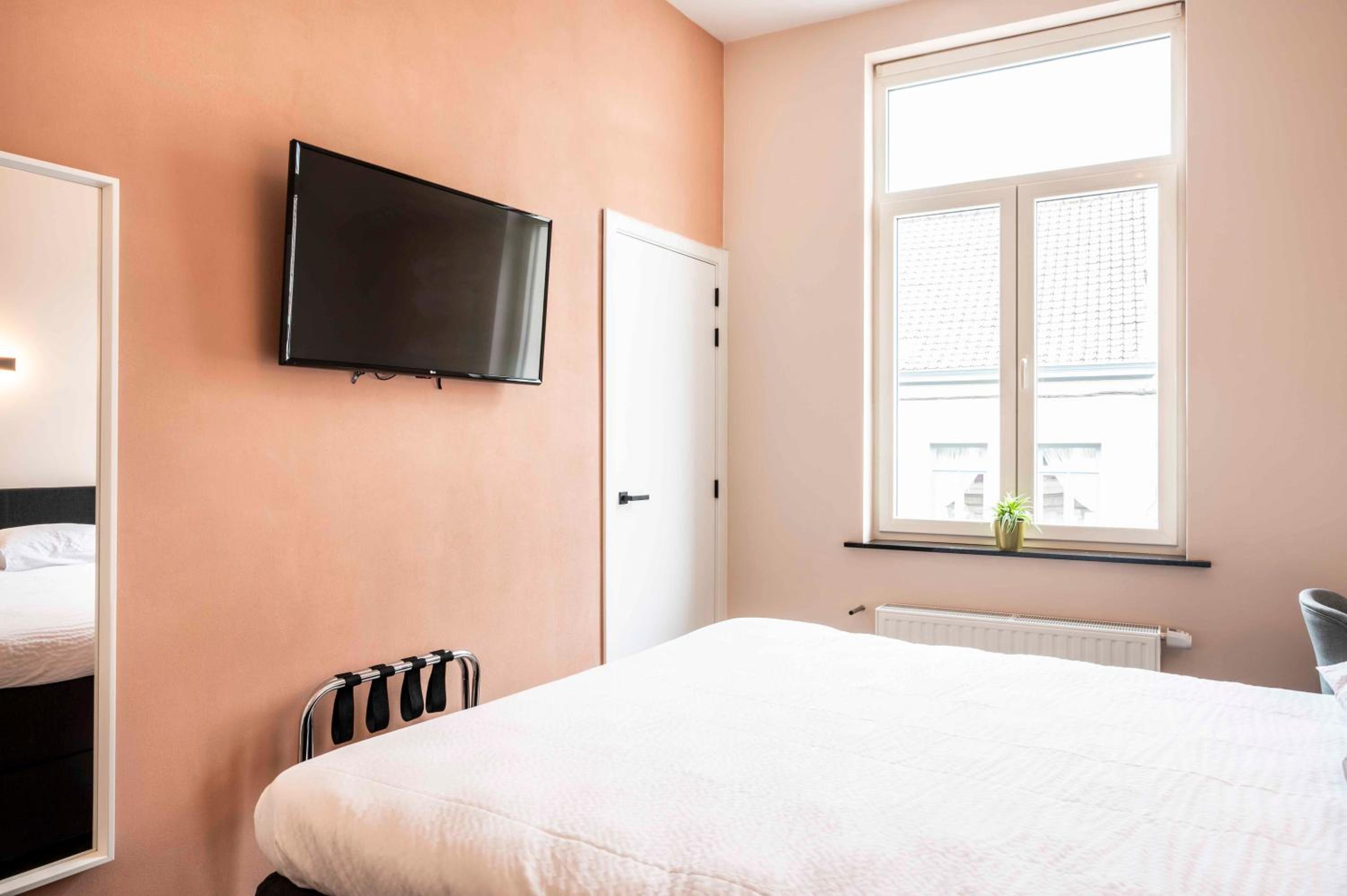 Deluxe Double Room photo 2
