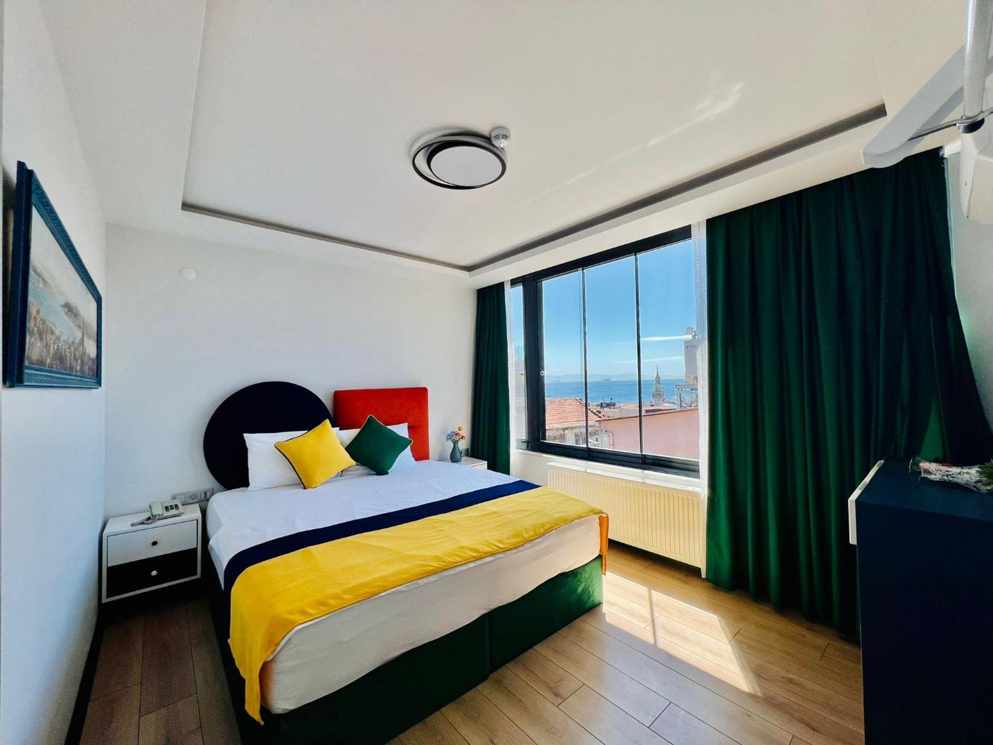 Double Room with Sea View photo 3
