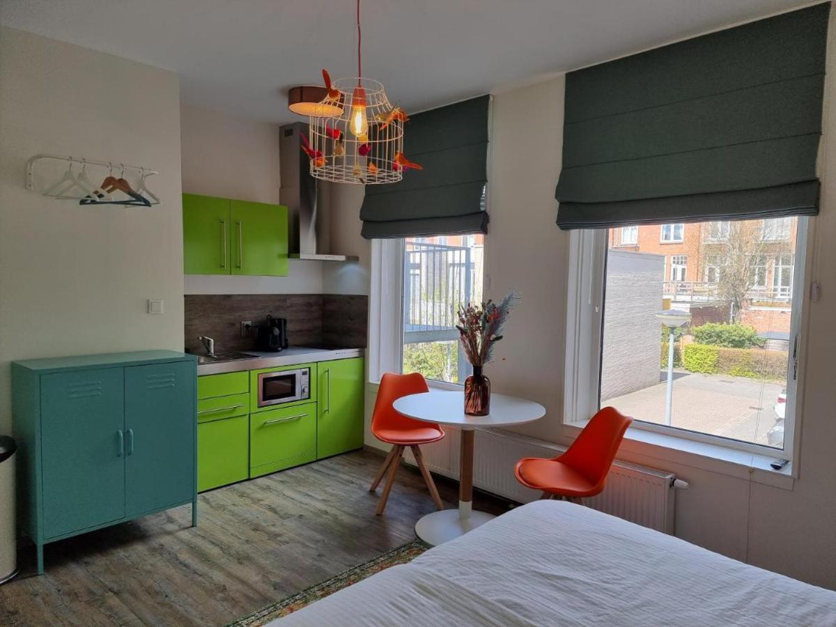 One-Bedroom Apartment - Photo 6