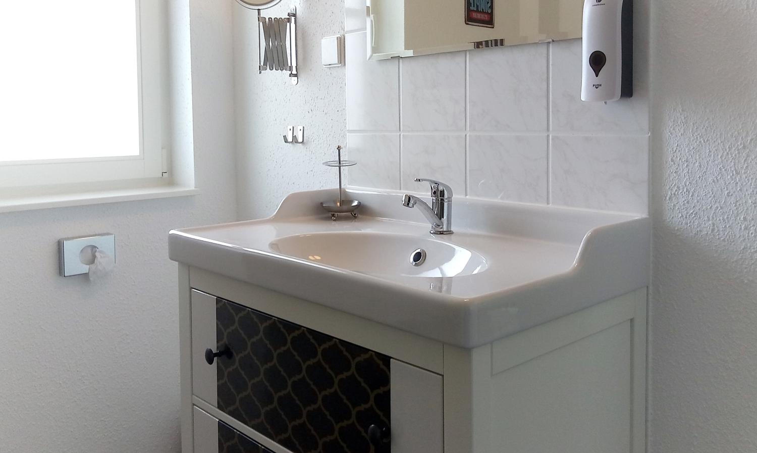 Double Room with Private Bathroom photo 2