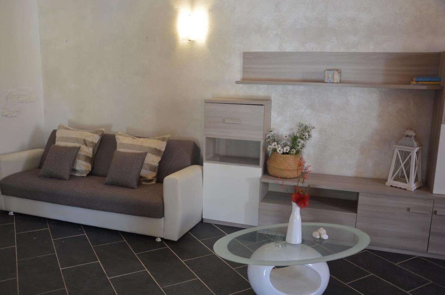 Appartamento con Terrazza e Vista Mare