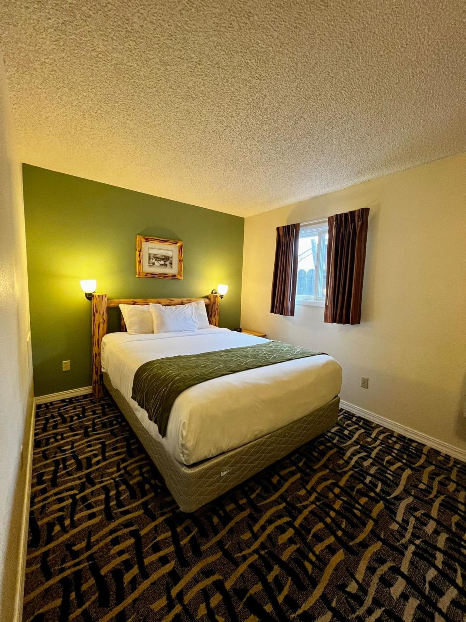 Economy Double Room - Photo 7