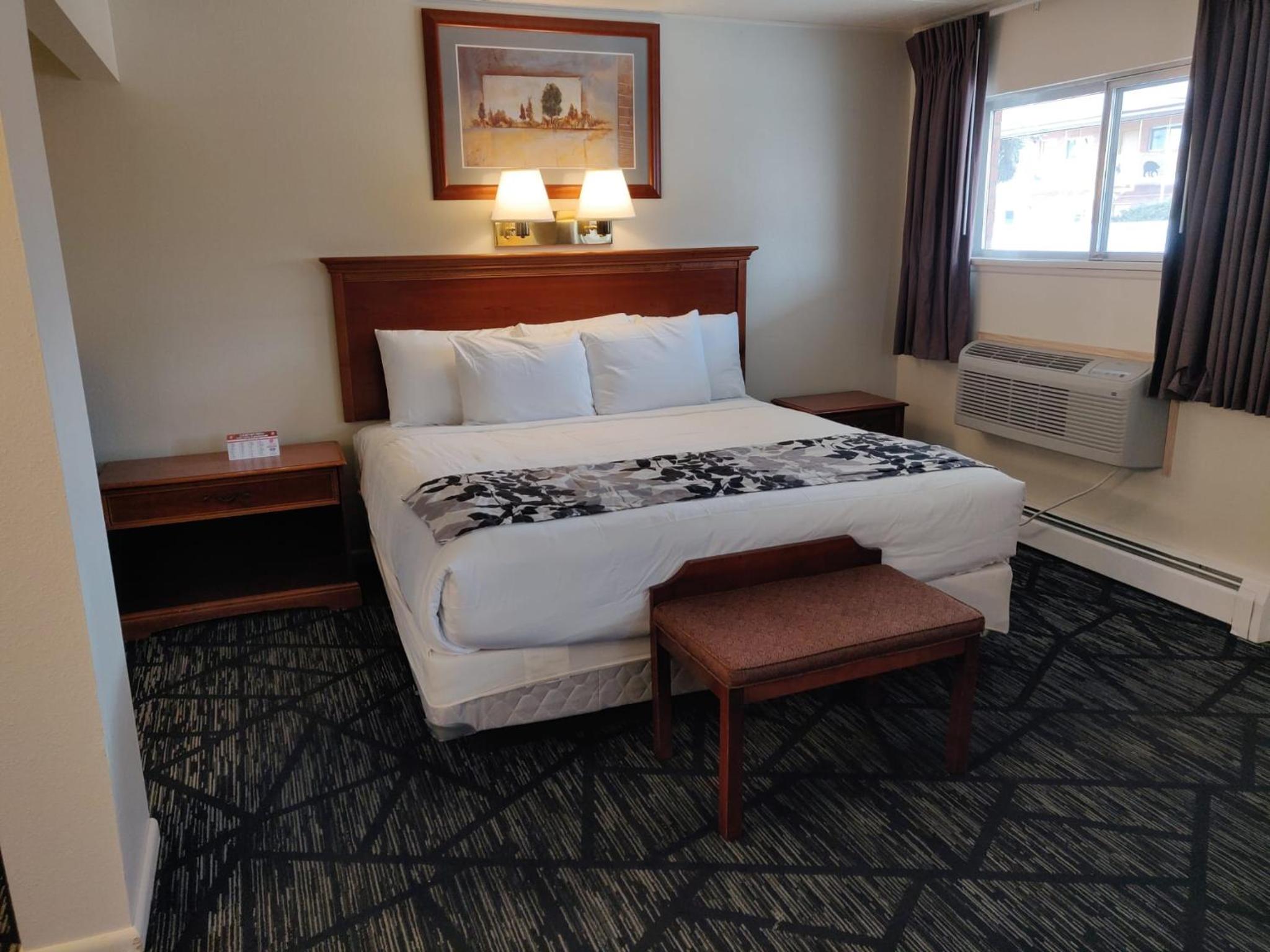 Standard King Room - Photo 2