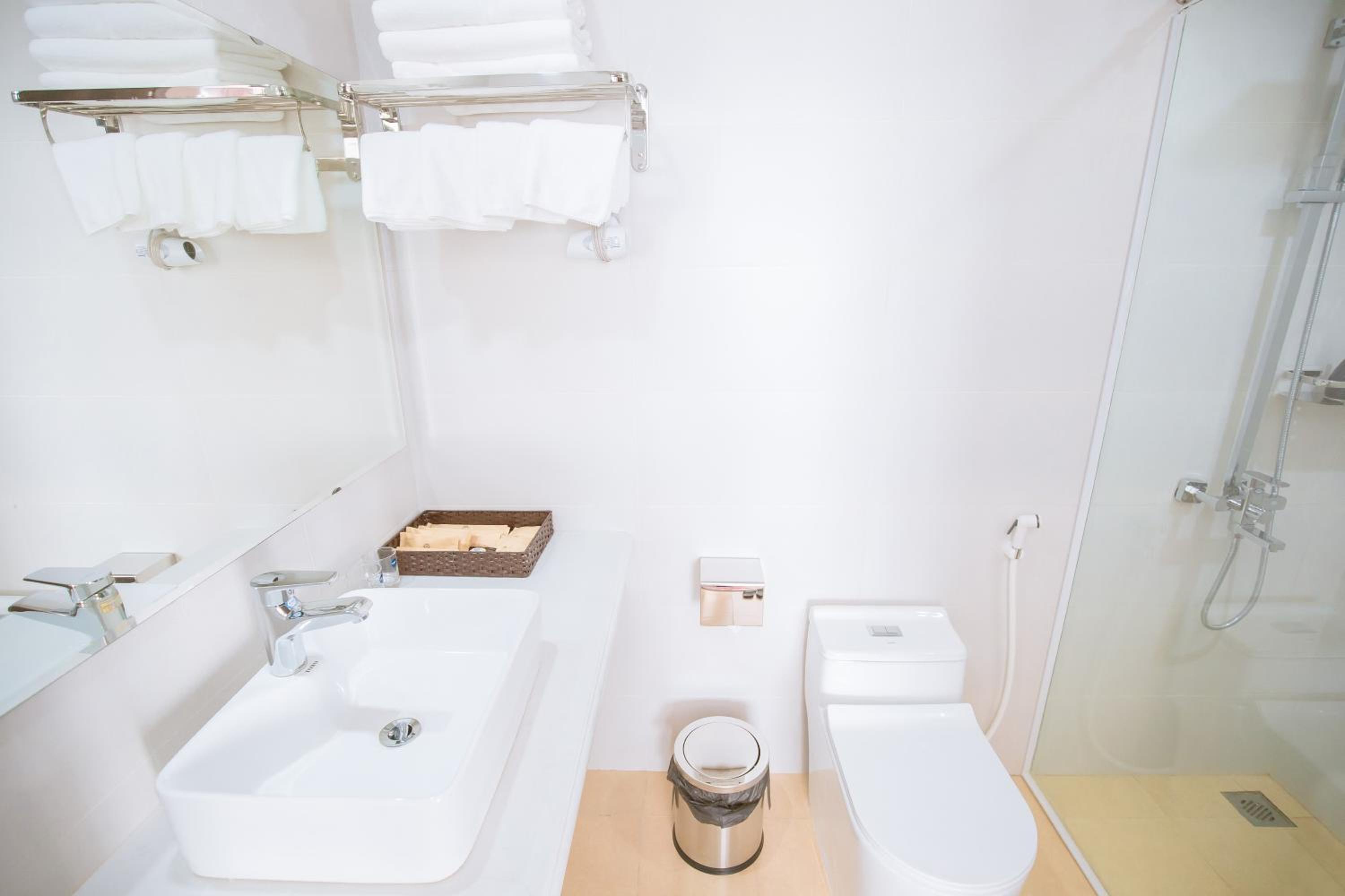 Deluxe Twin Room - Photo 3