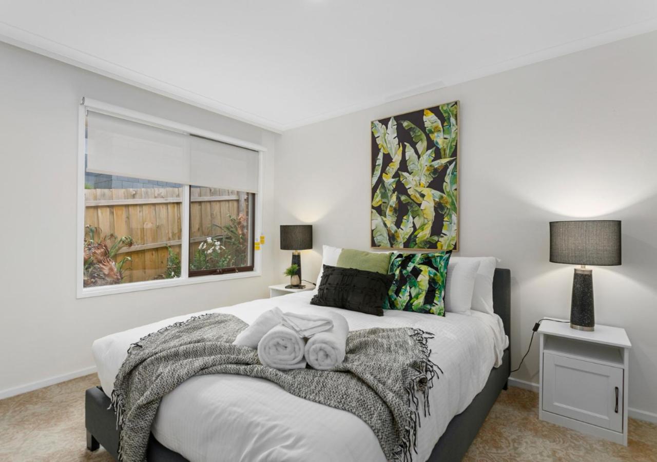 Three-Bedroom House photo 1
