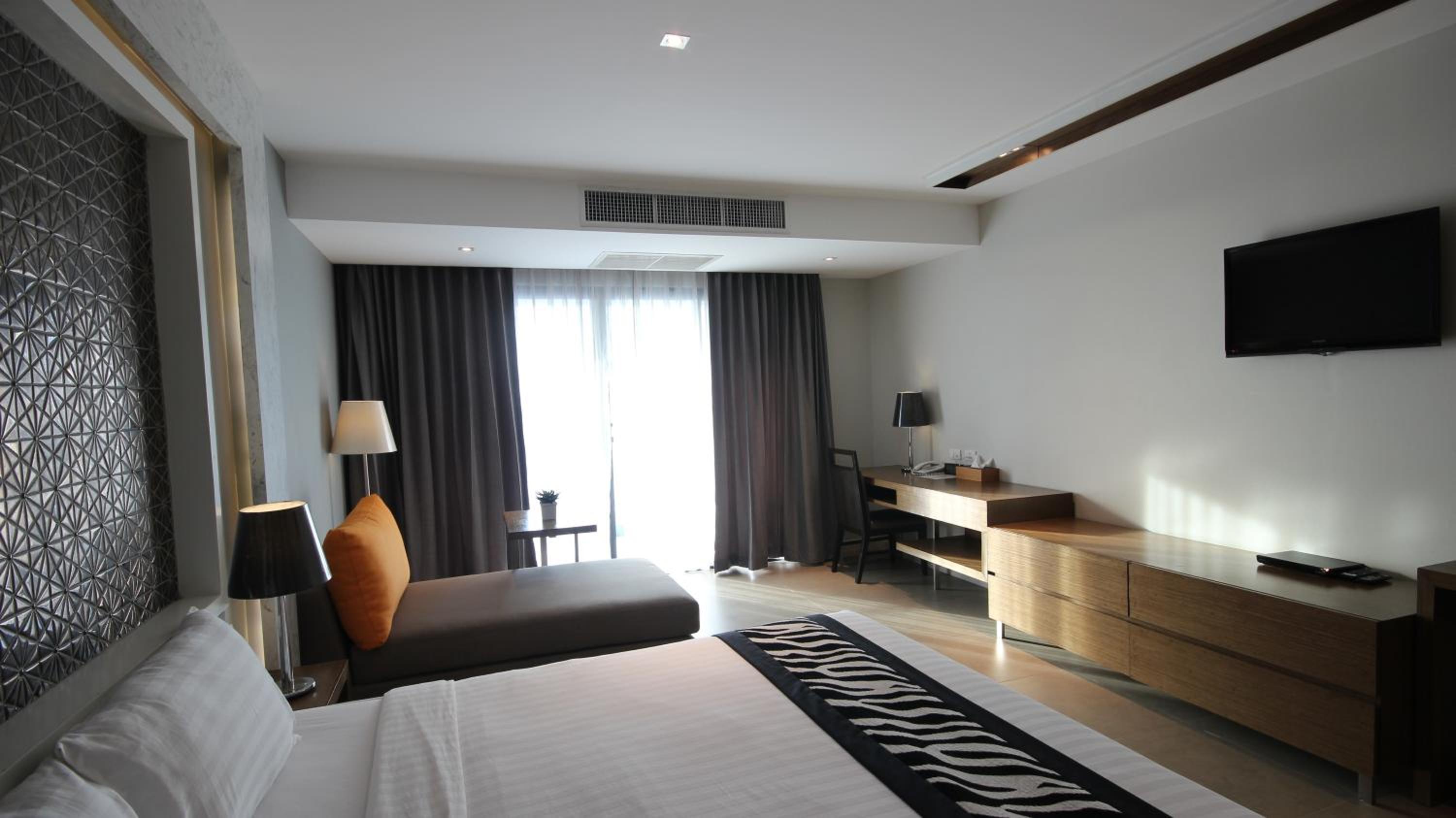 Deluxe Double Room with Sea View photo 3