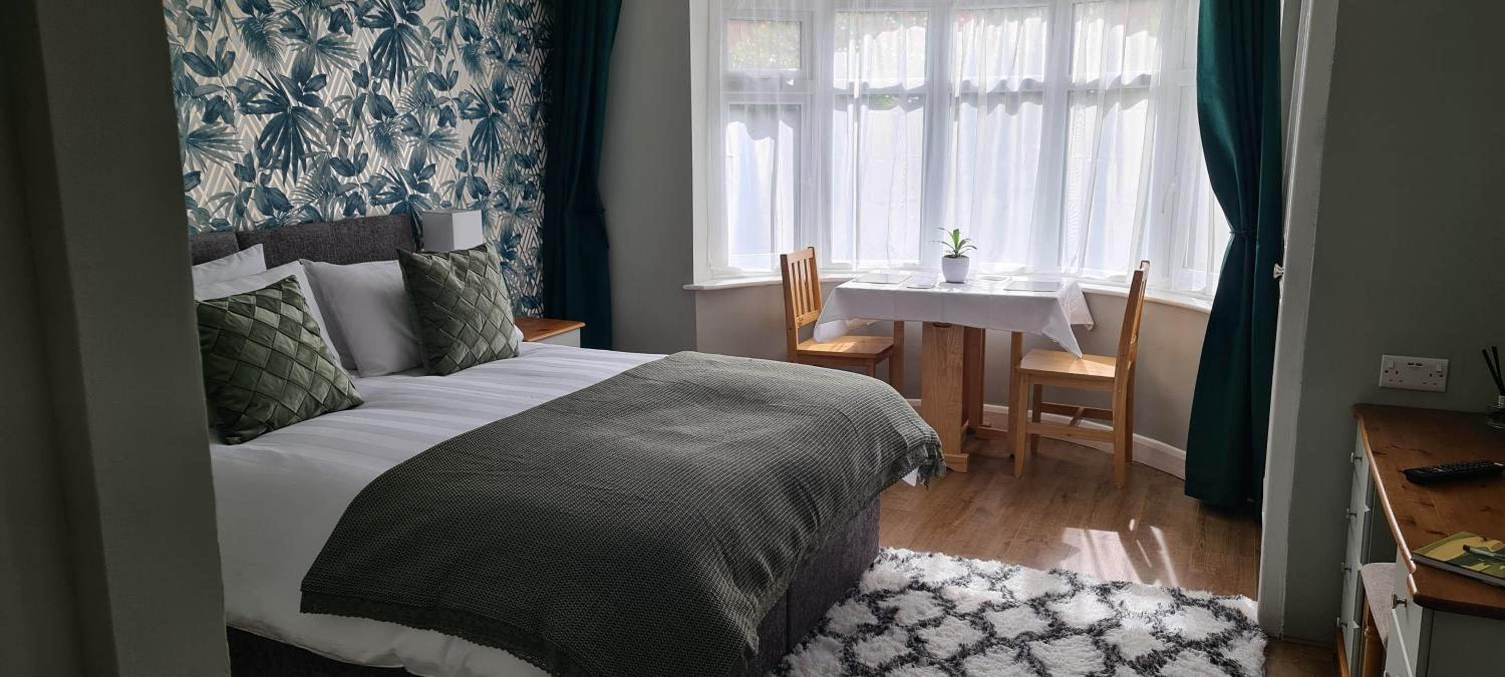 Deluxe Double or Twin Room - Photo 1