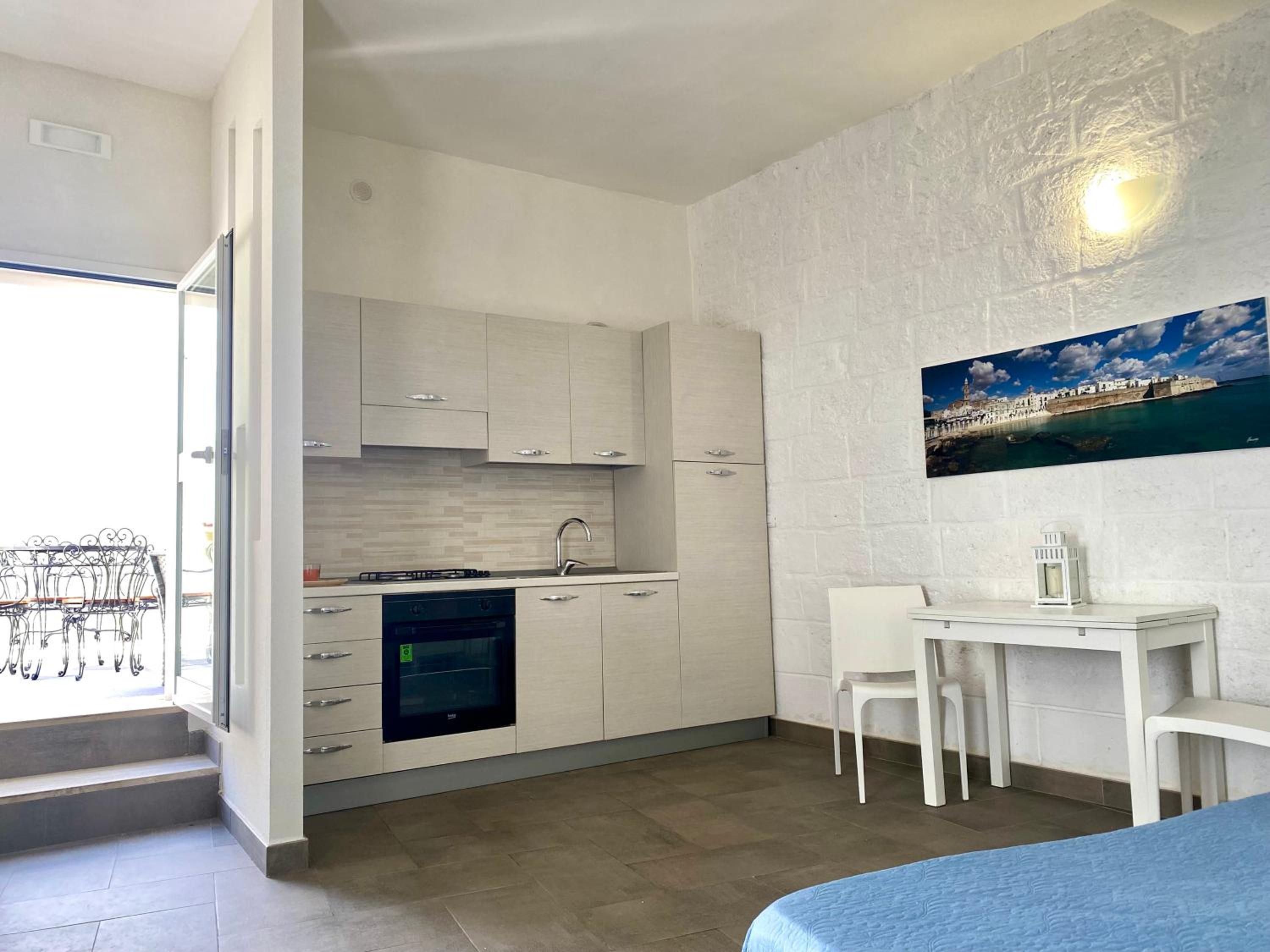 One-Bedroom Apartment
