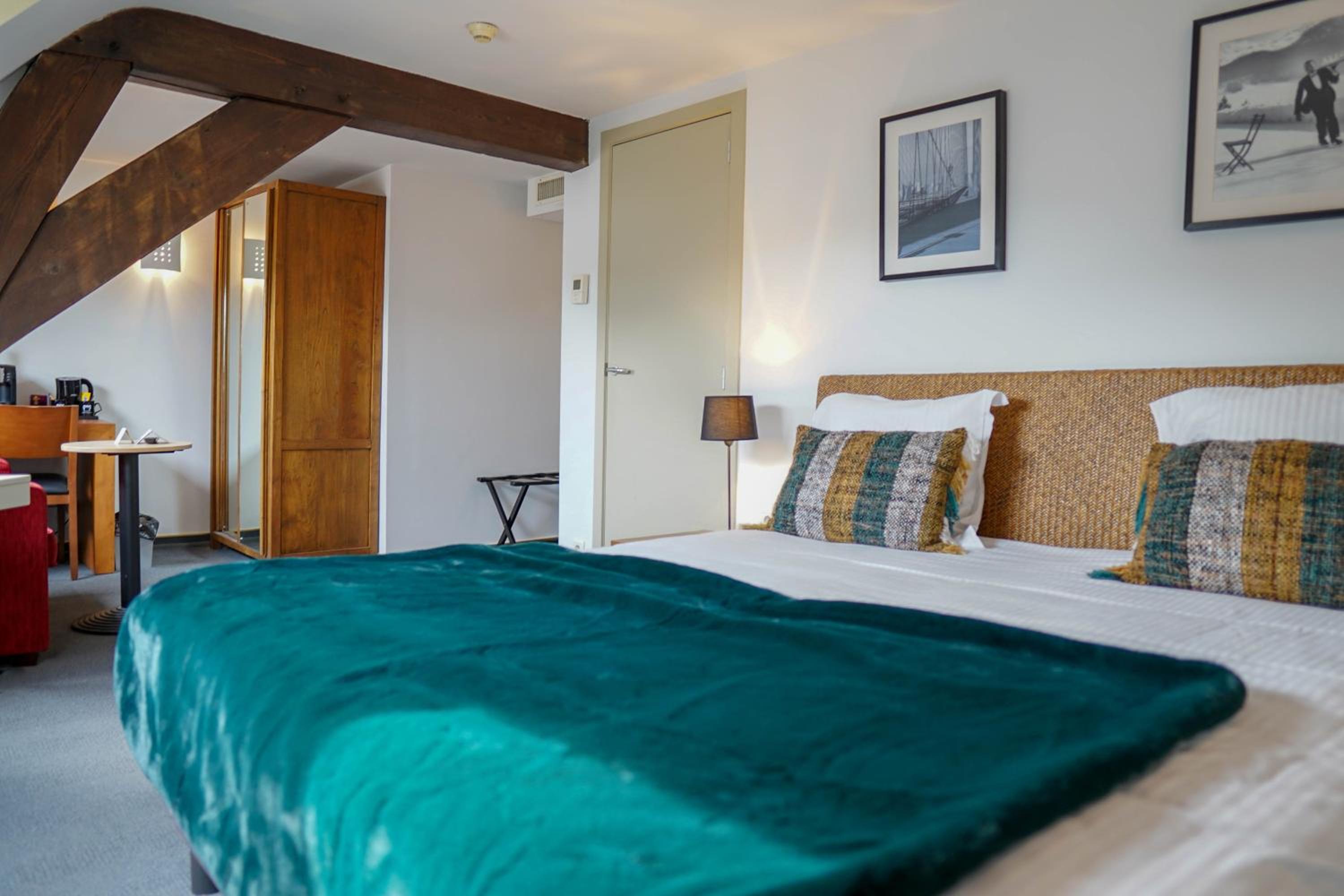 Deluxe Double Room - Photo 5