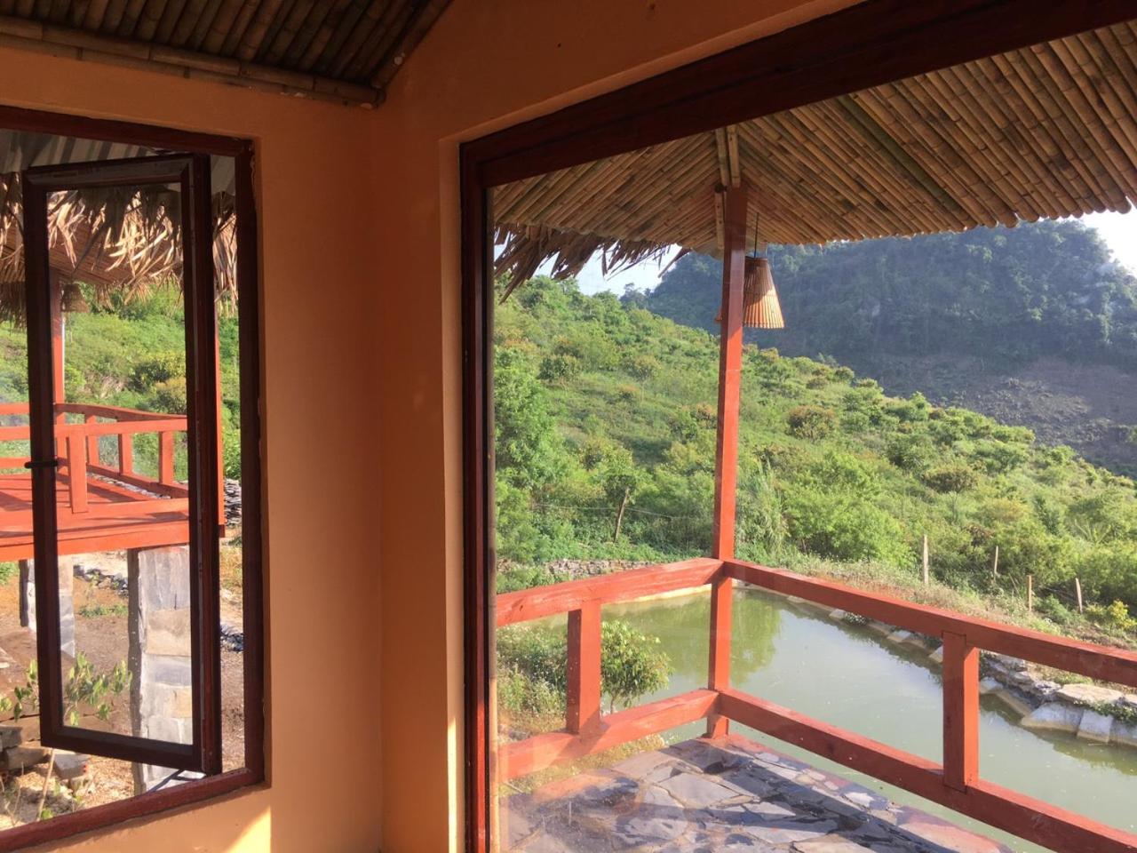 Bungalow with Garden View photo 3