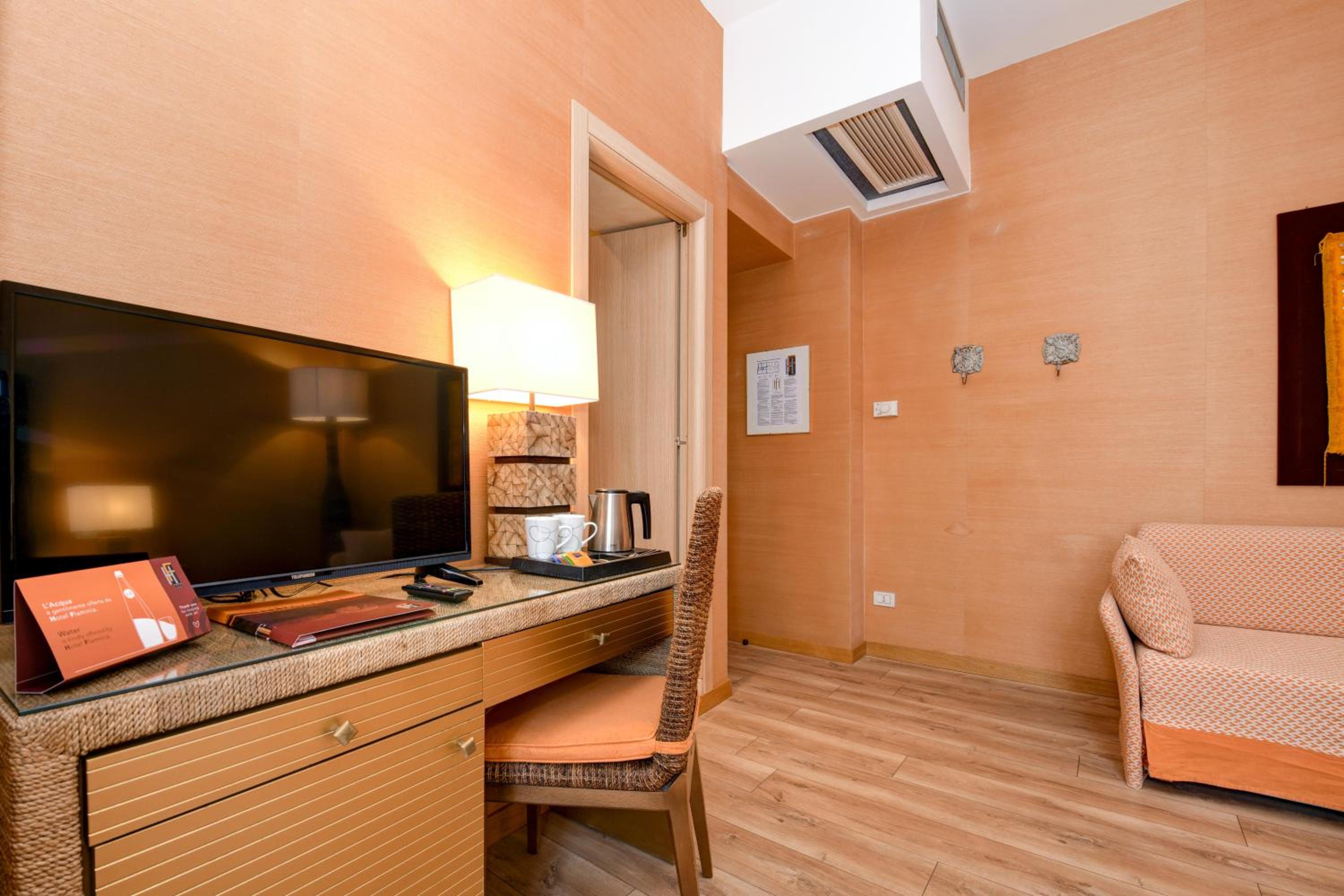 Triple Room - Photo 9