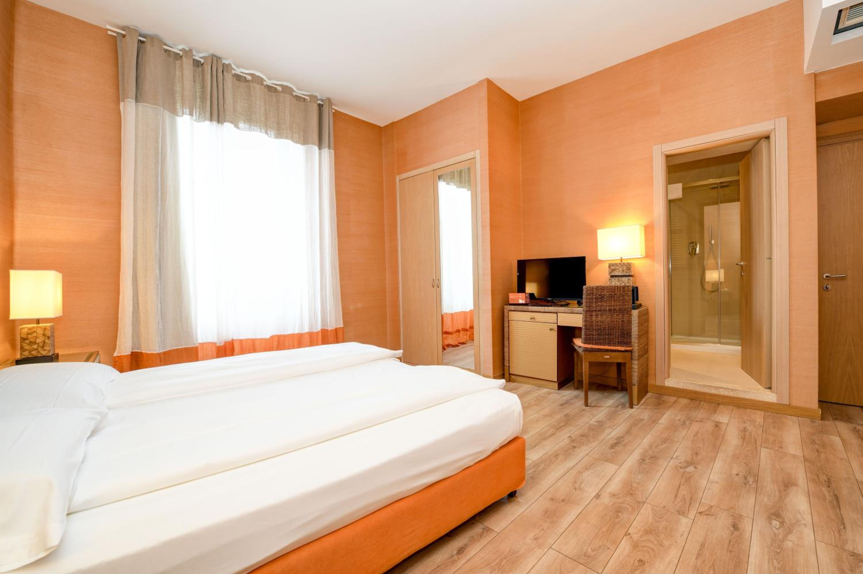 Triple Room - Photo 2