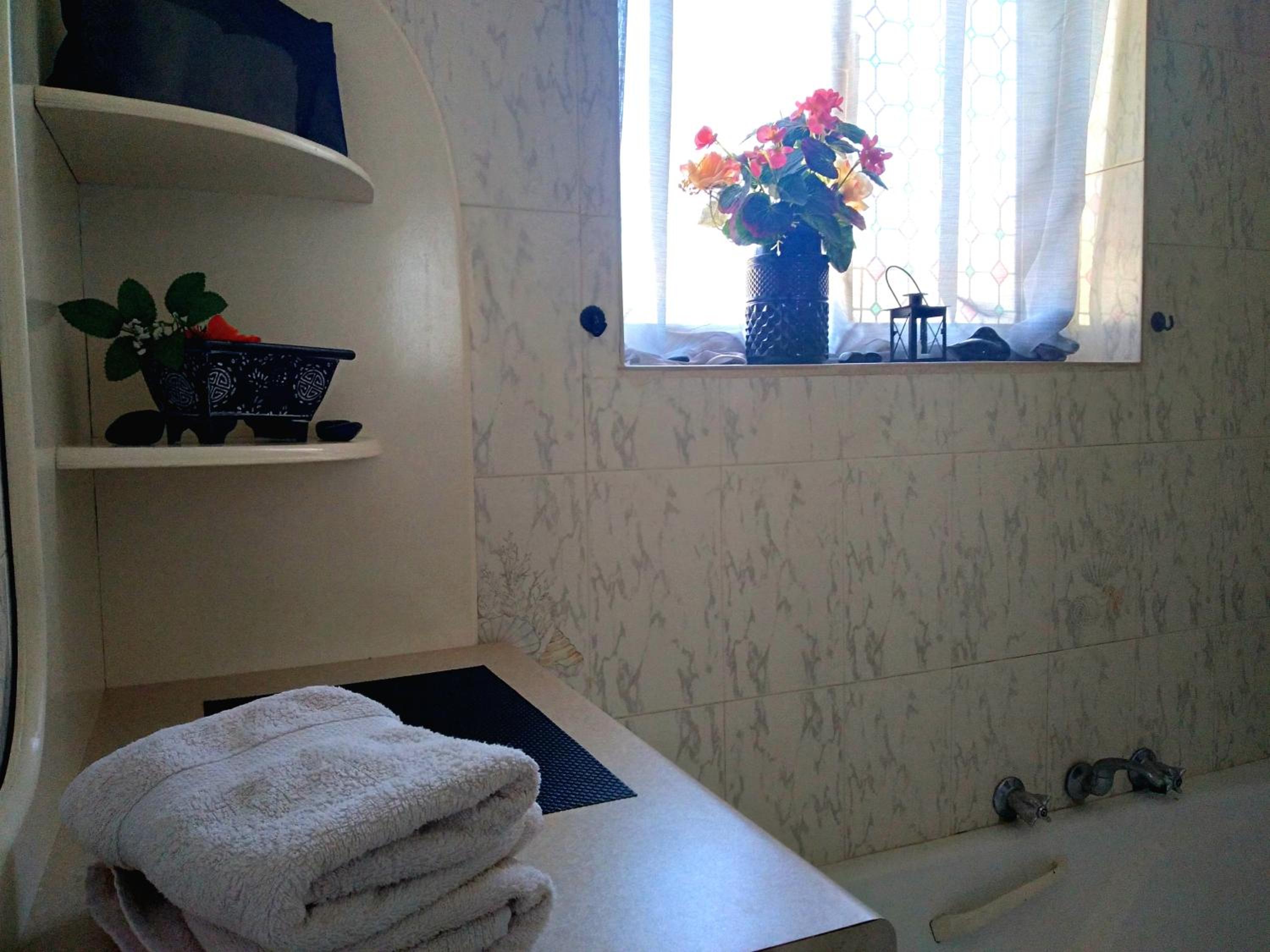 Double or Twin Room with Private External Bathroom photo 2