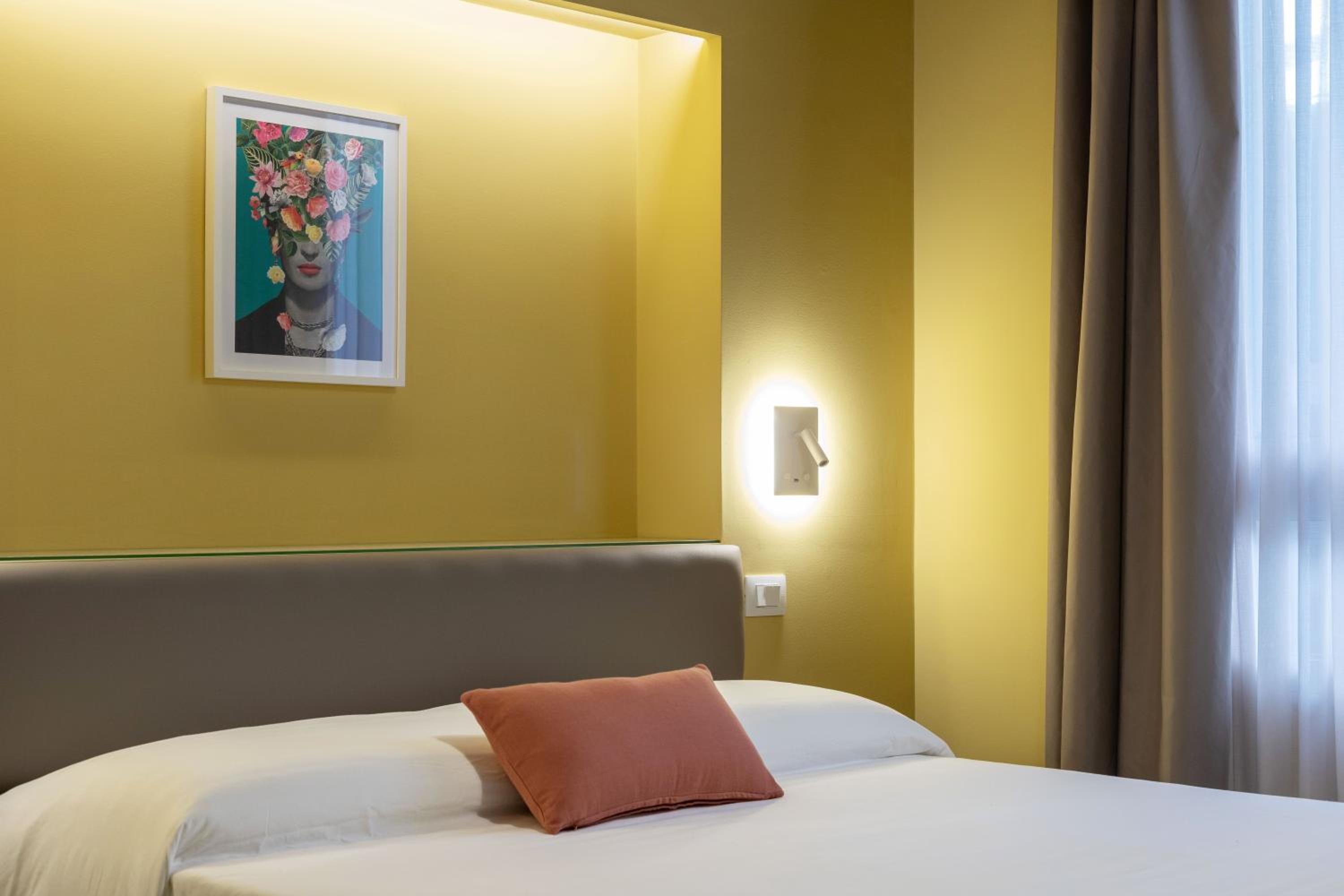 Double Room with Private Bathroom photo 3