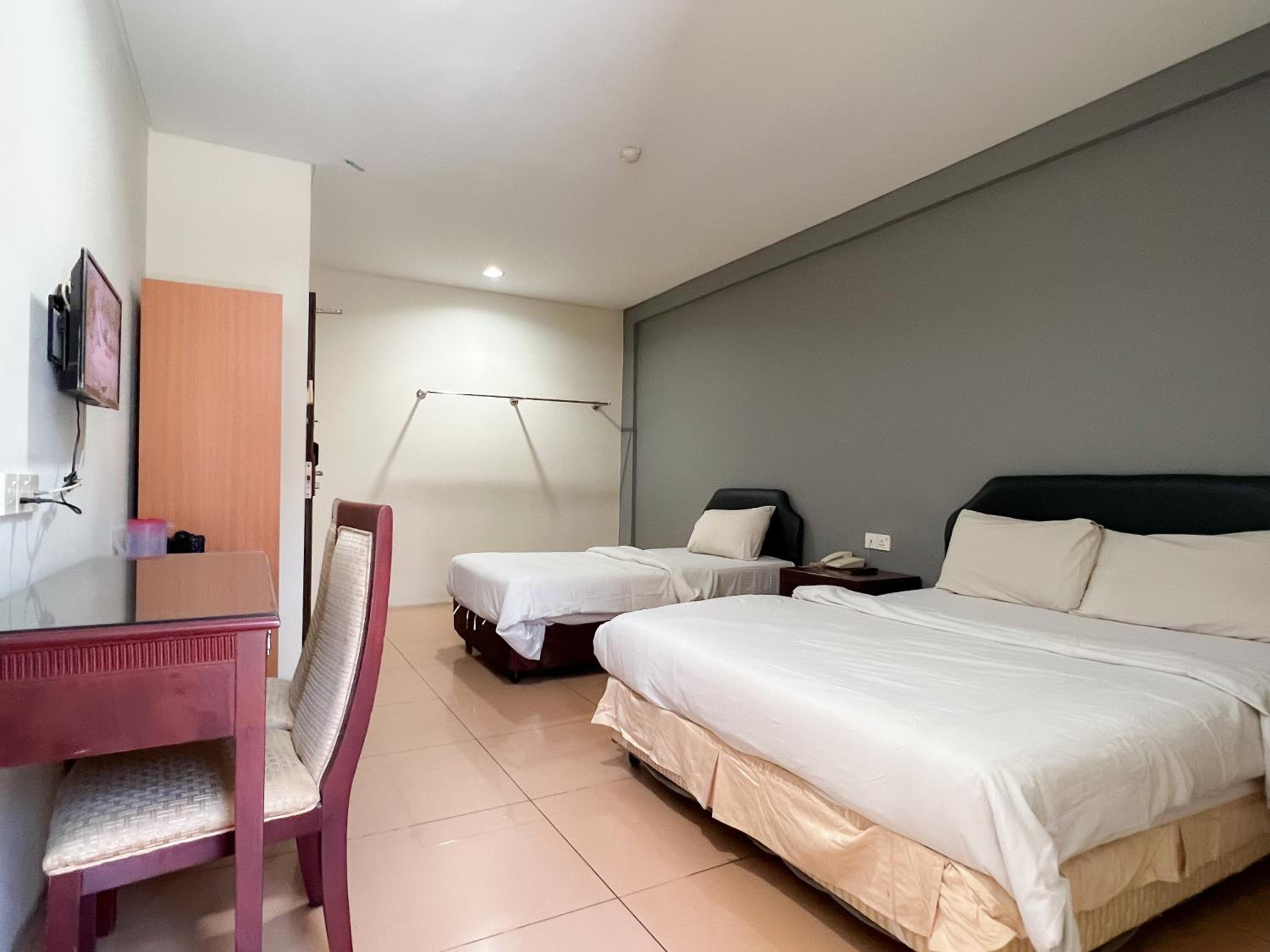 Standard Triple Room photo 3