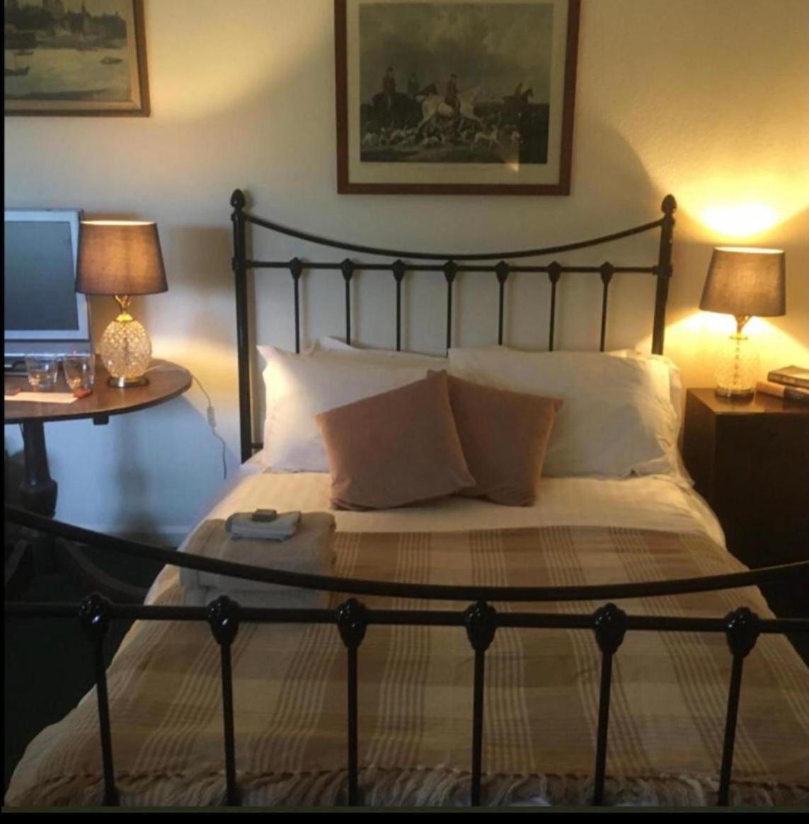 Double Or Twin Room With Shared Bathroom