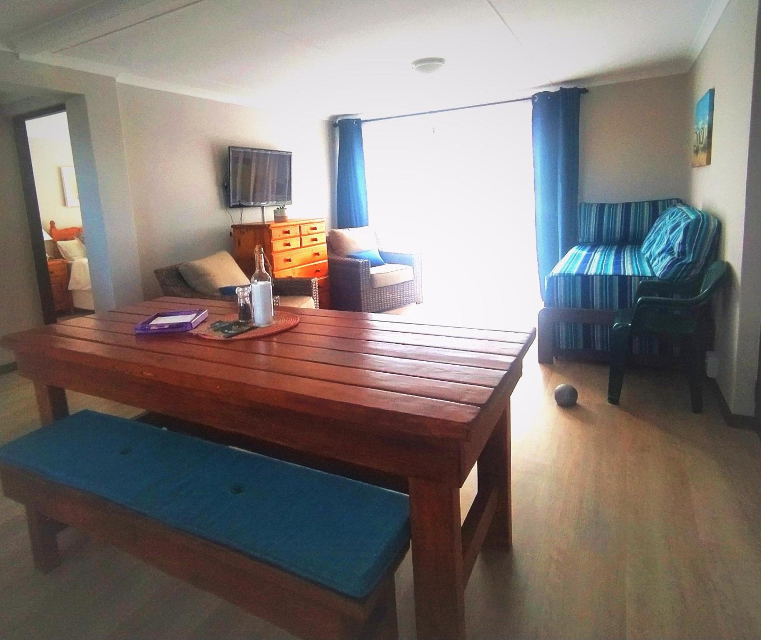 One-Bedroom Apartment - Photo 16