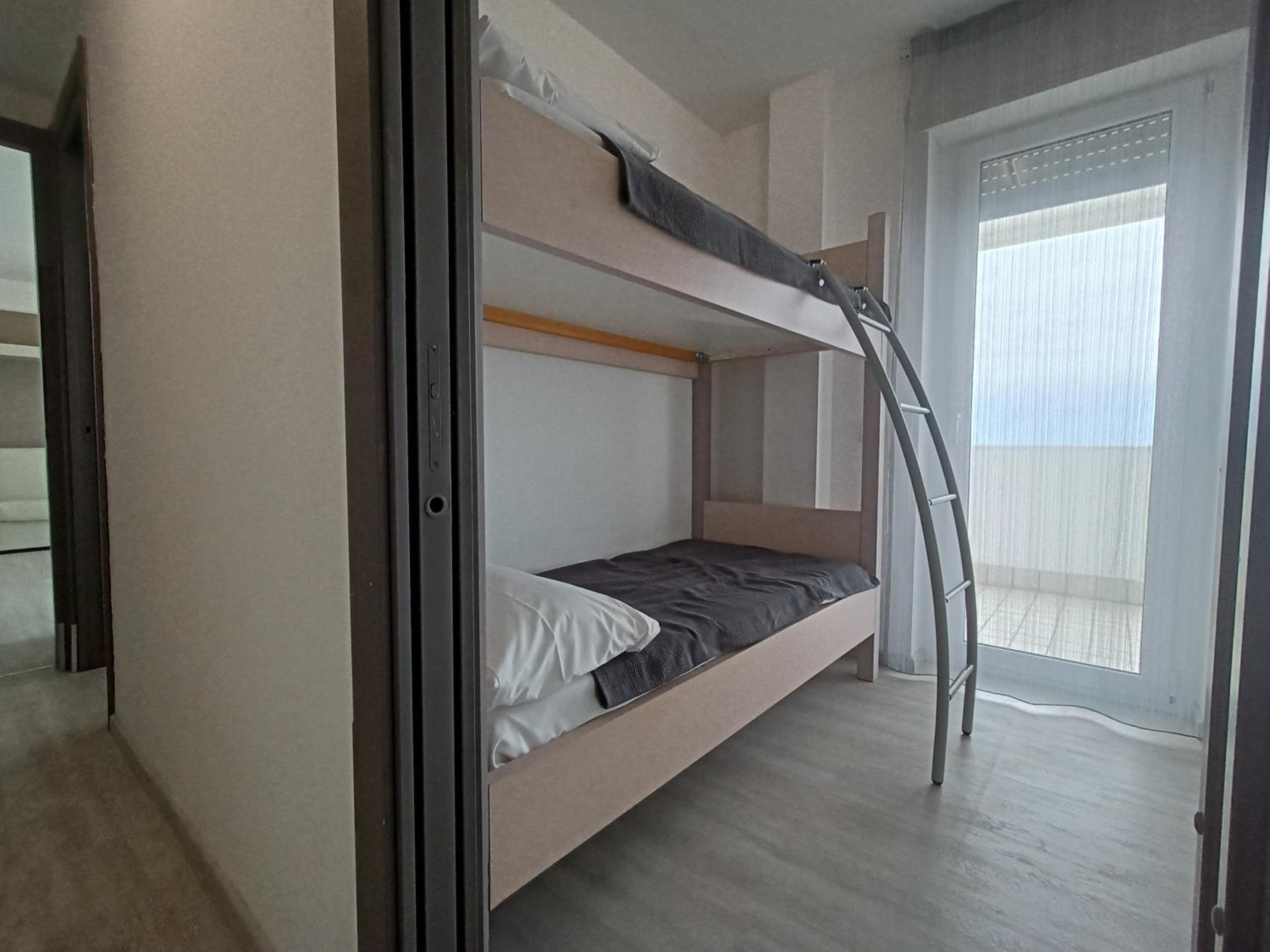 Two-Bedroom Apartment (4 Adults + 2 Children) - Photo 1