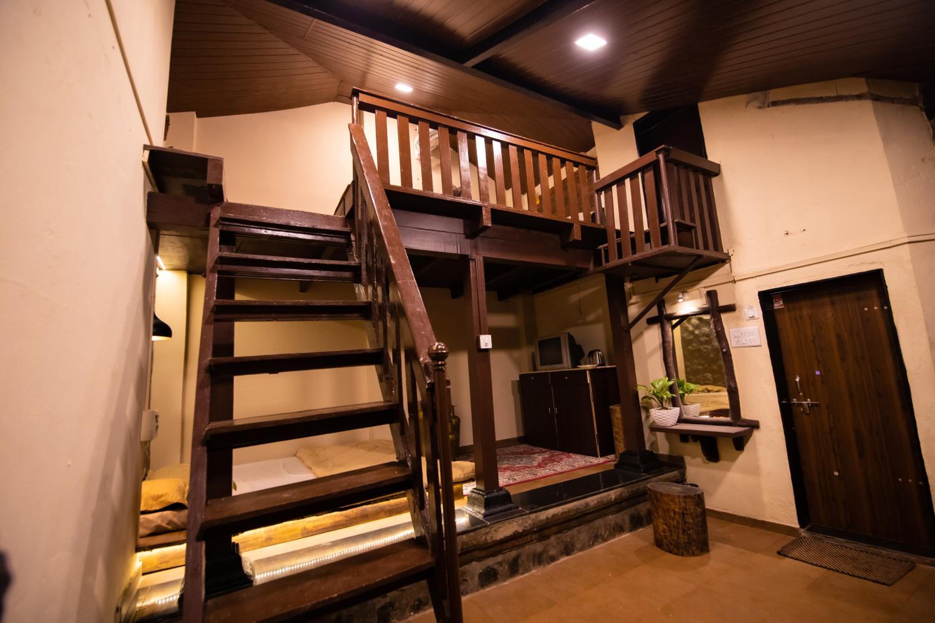 Duplex Quadruple Room photo 1