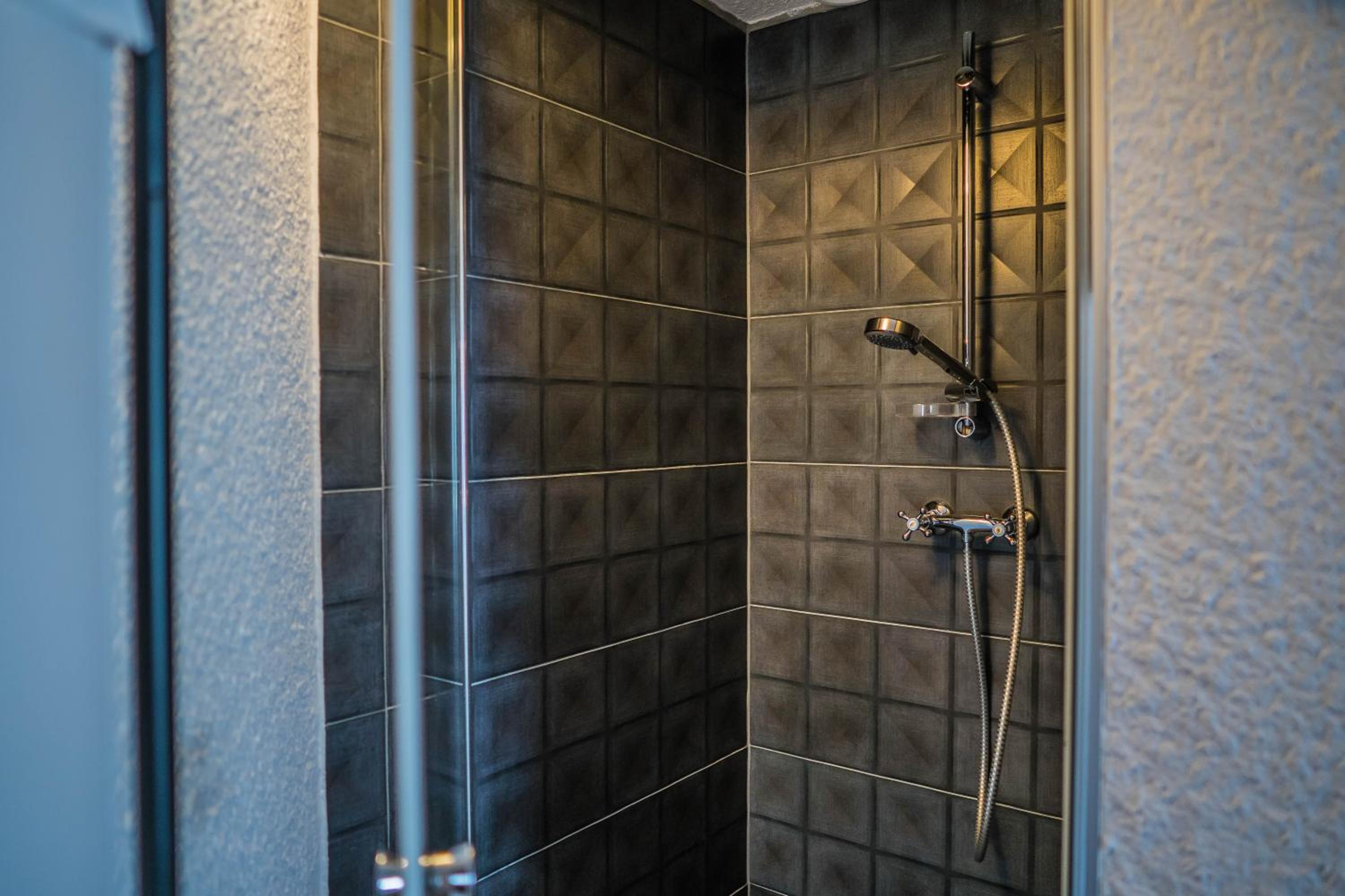 Twin Room with Shower photo 2
