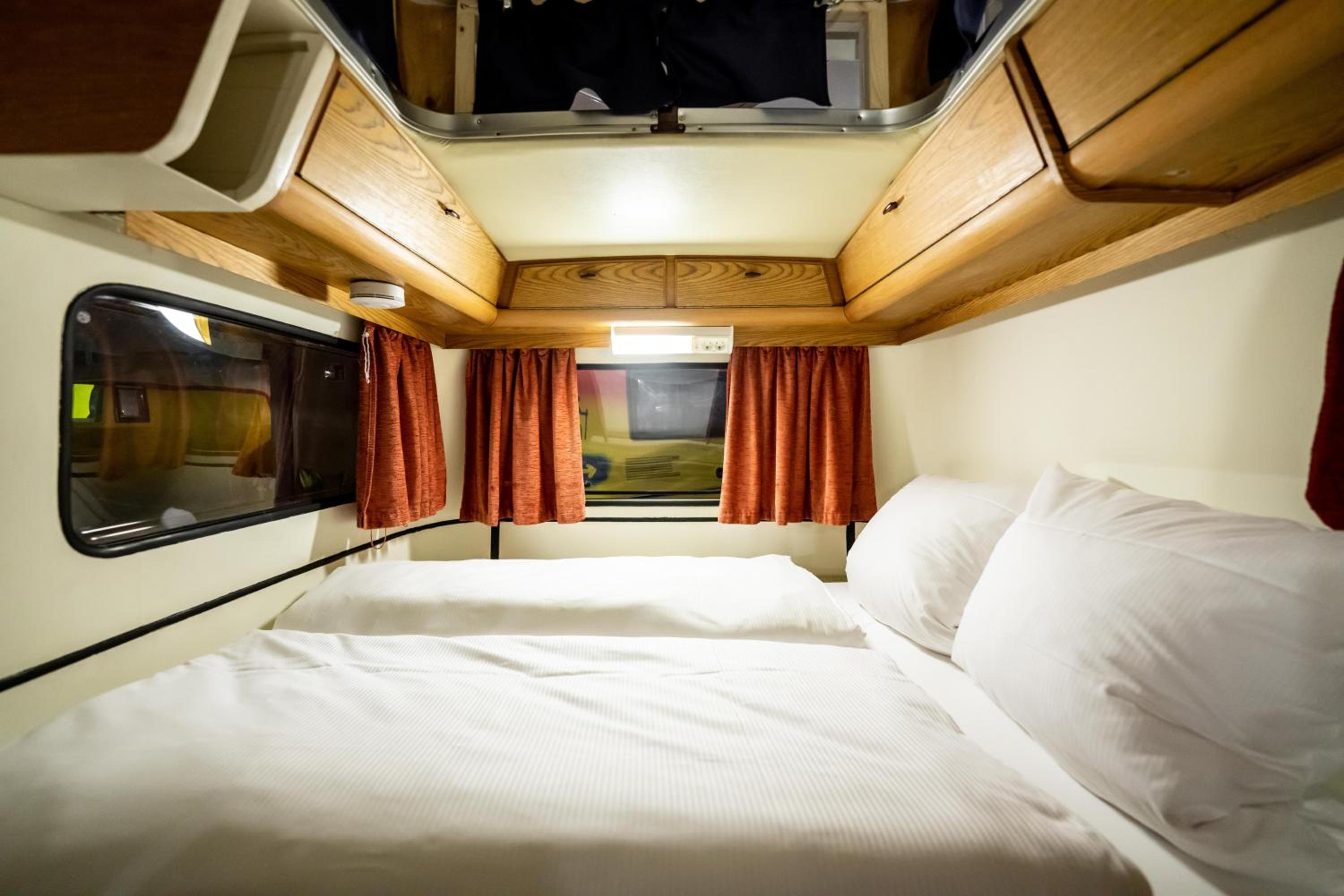 Small Double Room - Photo 6