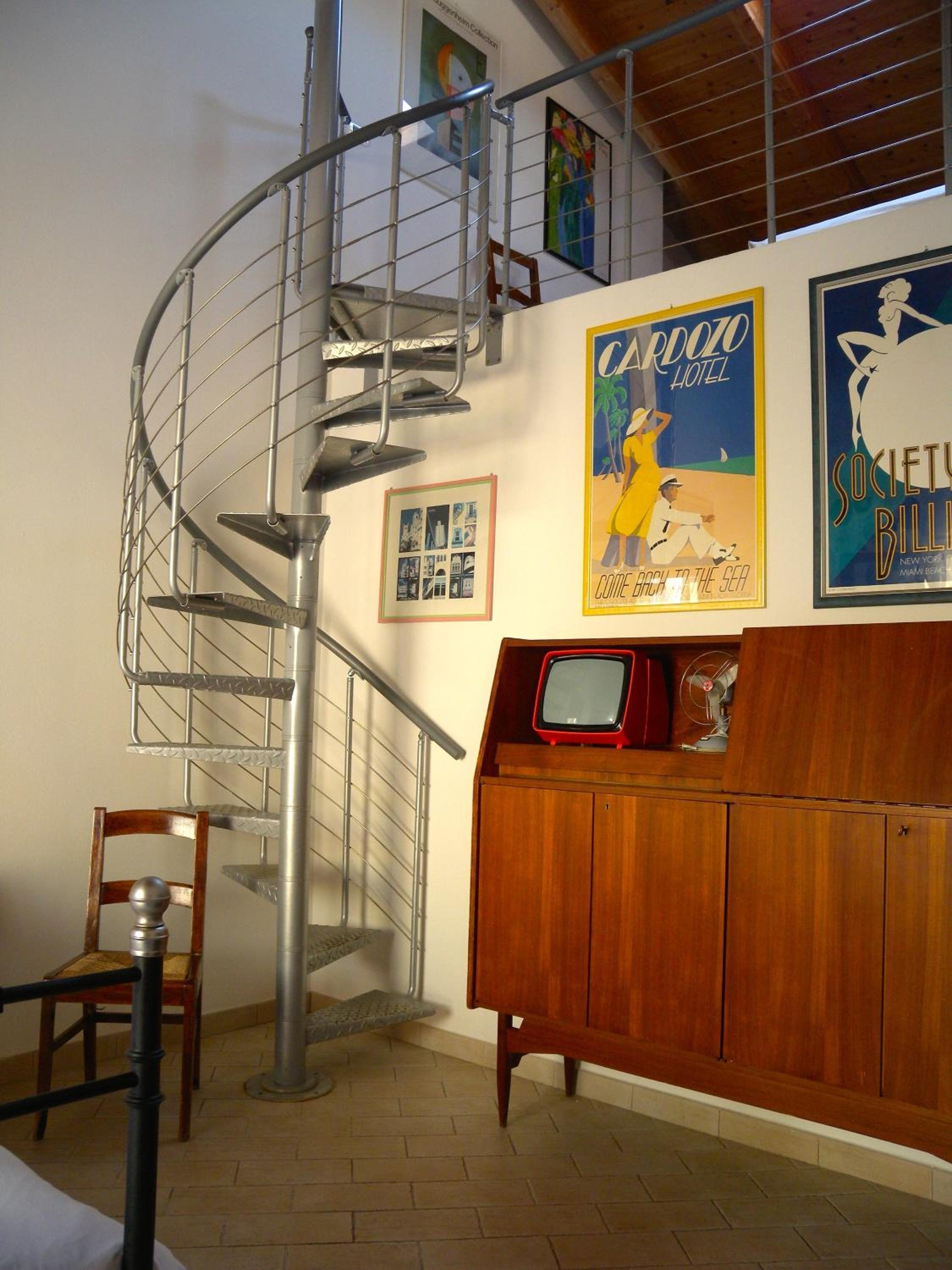 Duplex Quadruple Room - Photo 10