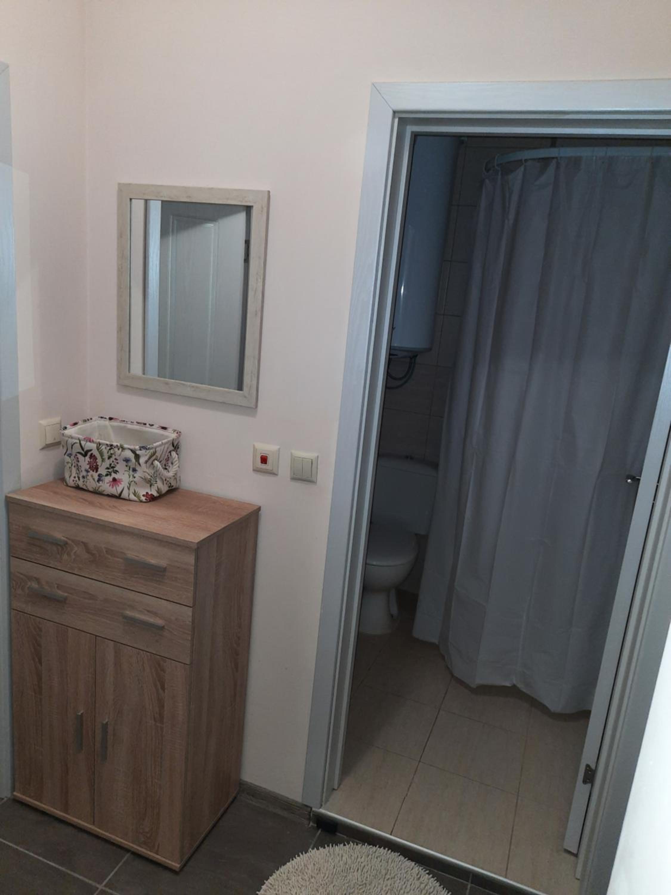 Studio Apartment photo 3