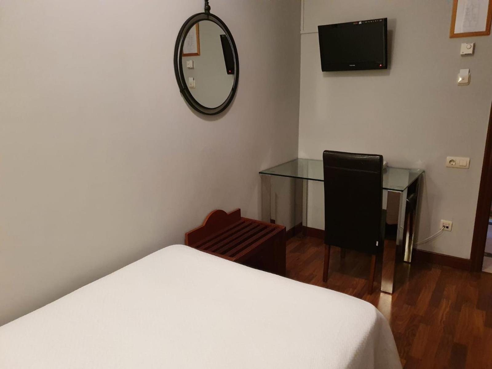Single Room photo 3