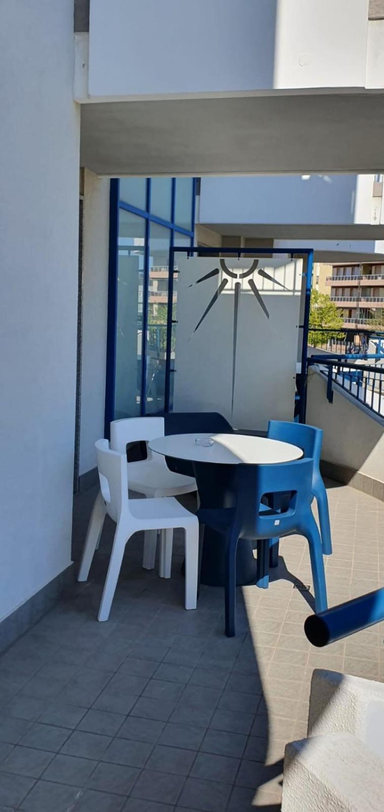 One-Bedroom Apartment (4 Adults) photo 2
