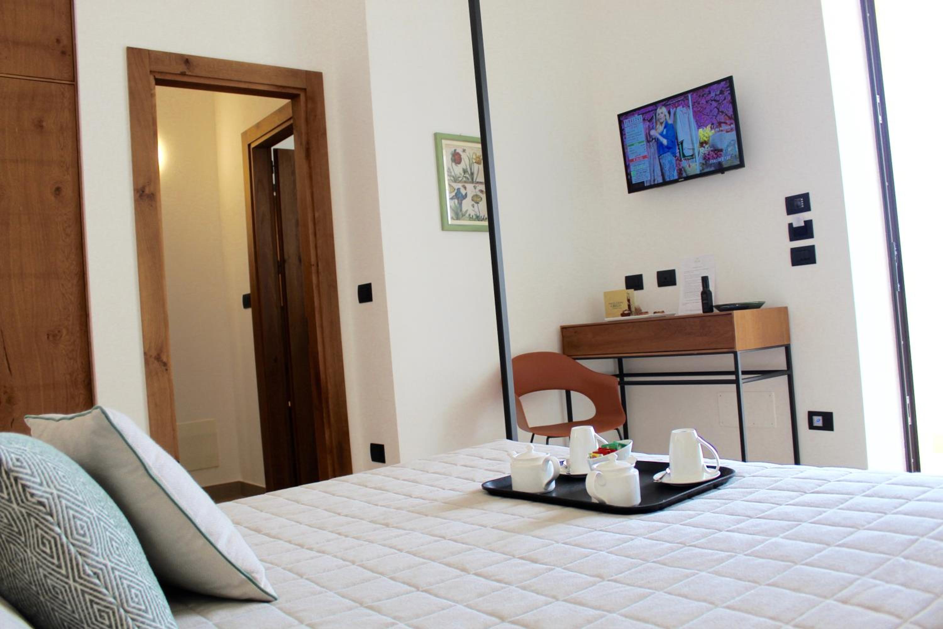 Superior Double Room - Photo 7